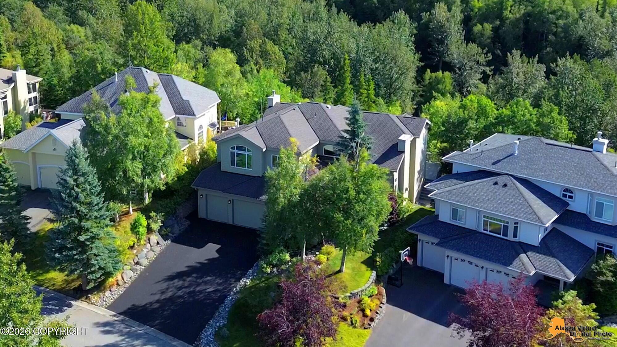 4742 Potter Crest Circle