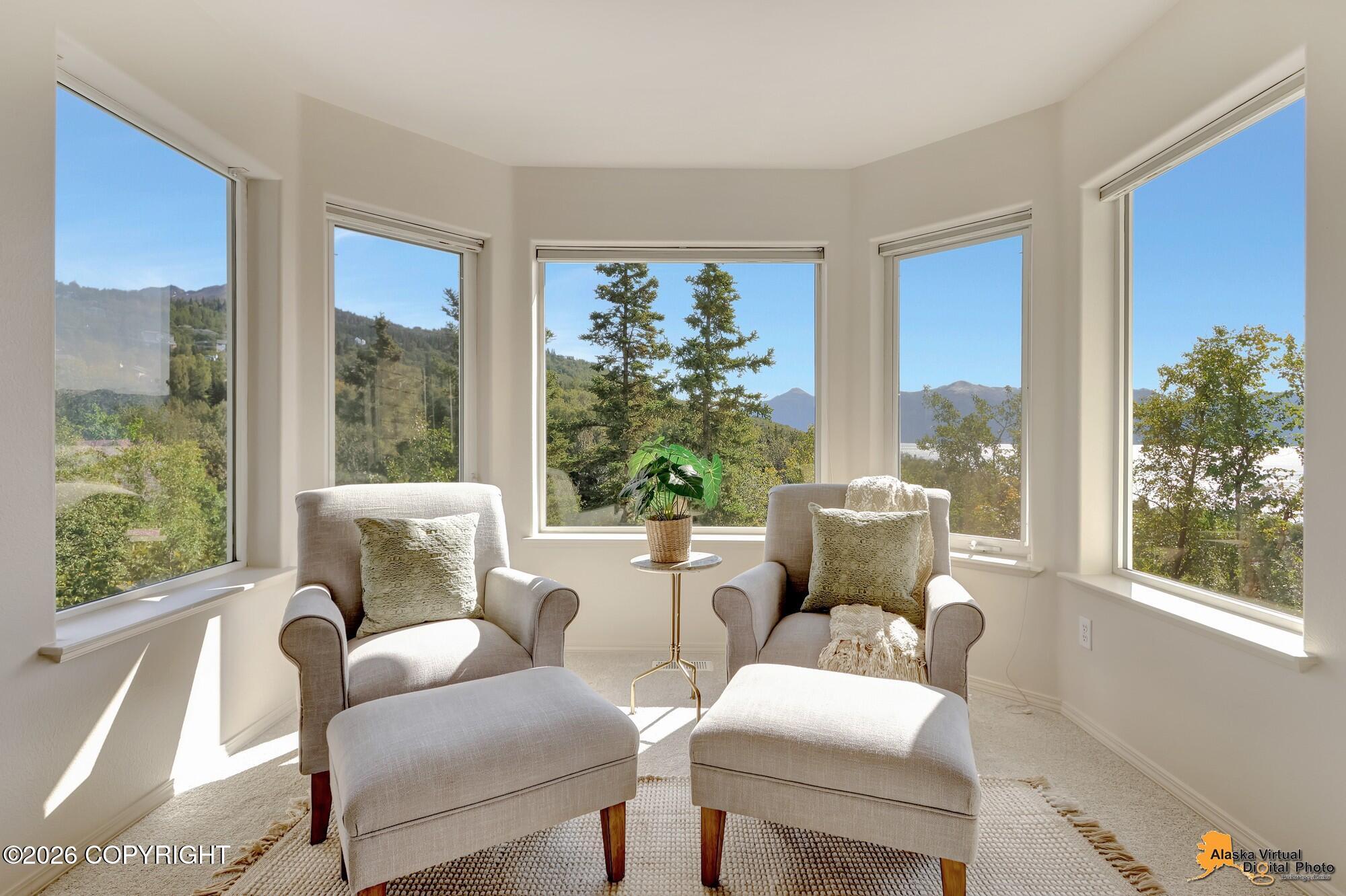 4742 Potter Crest Circle