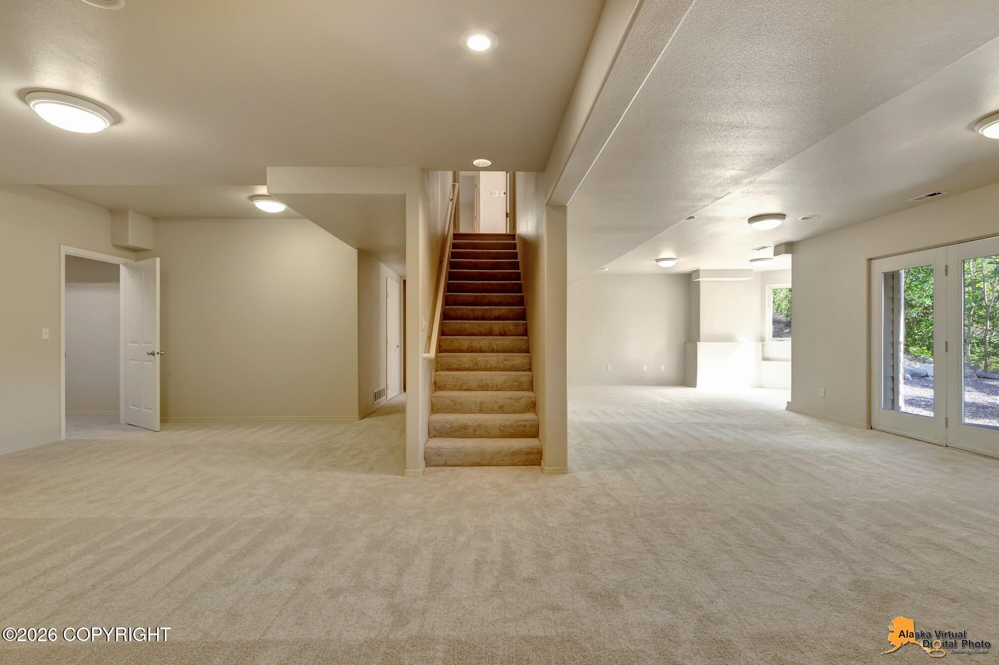 4742 Potter Crest Circle