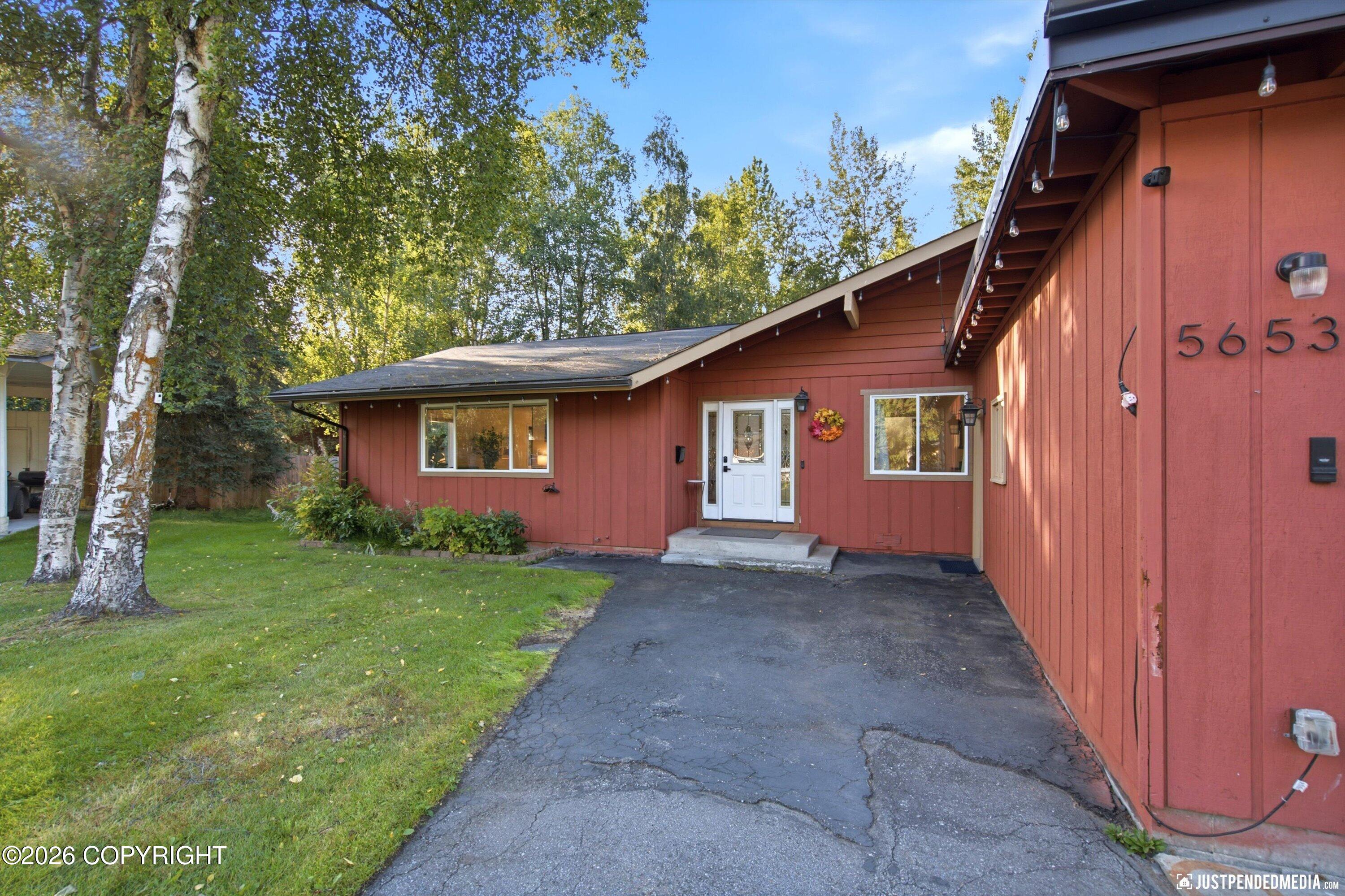 5653 Renee Circle