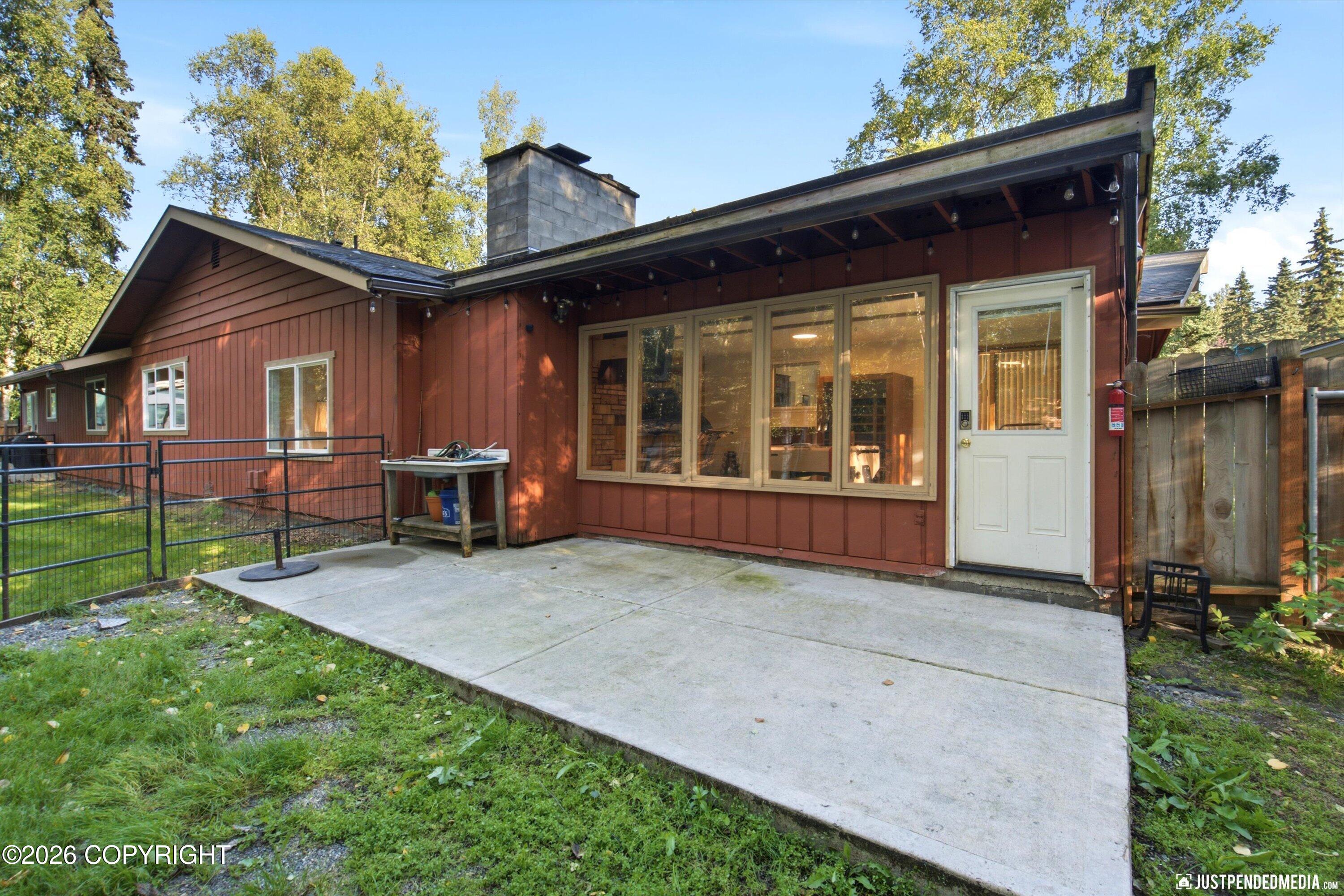 5653 Renee Circle