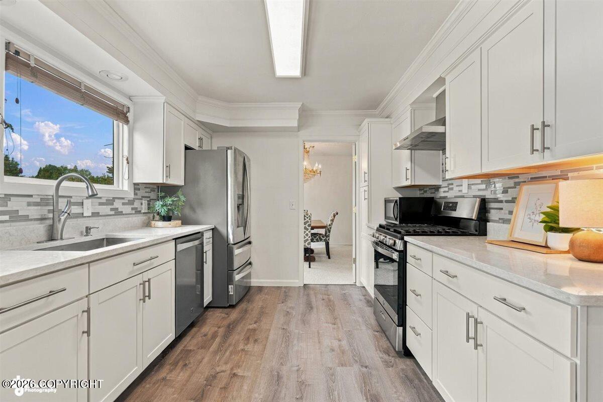 3412 Stanford Drive