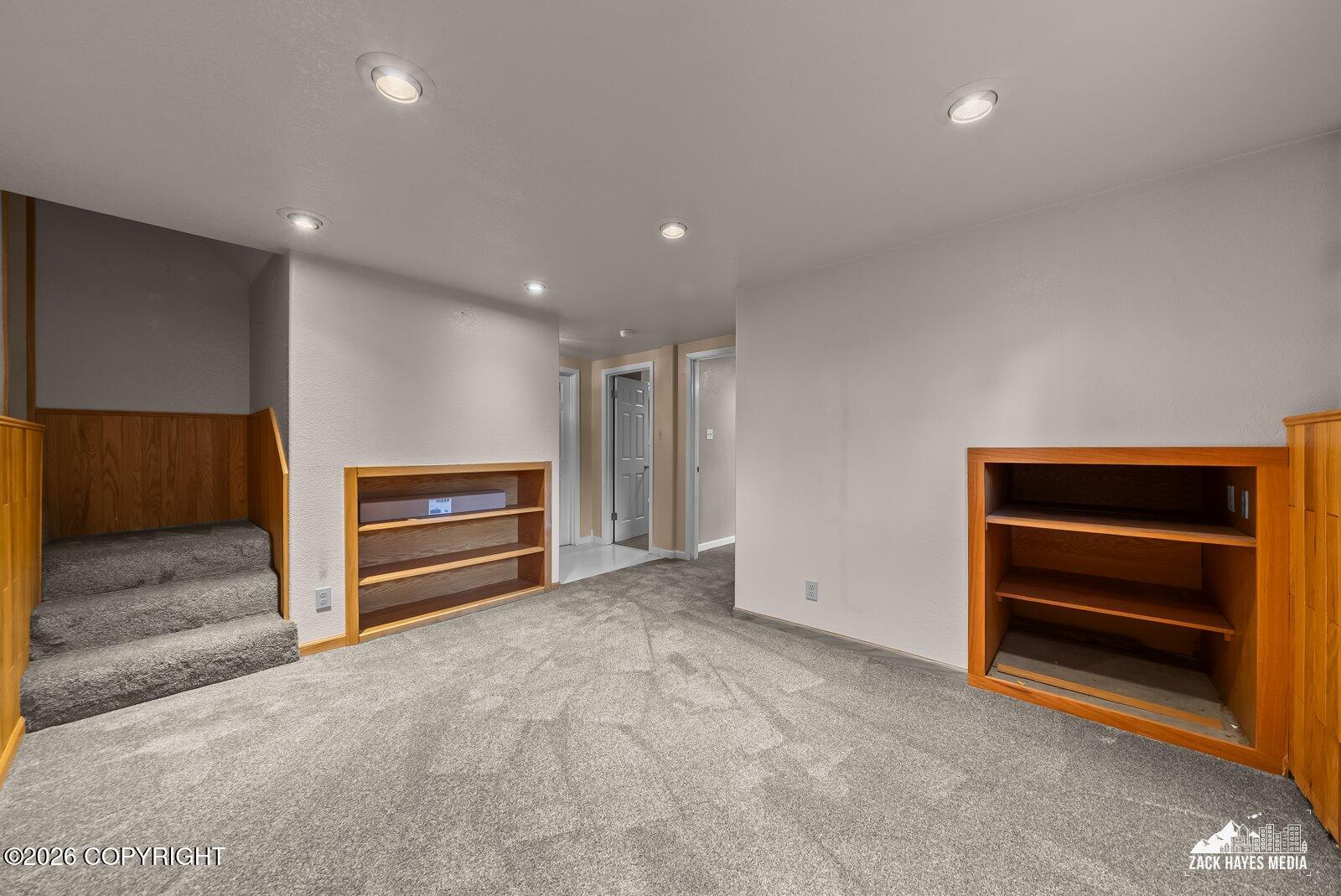 268 Grand Larry Street