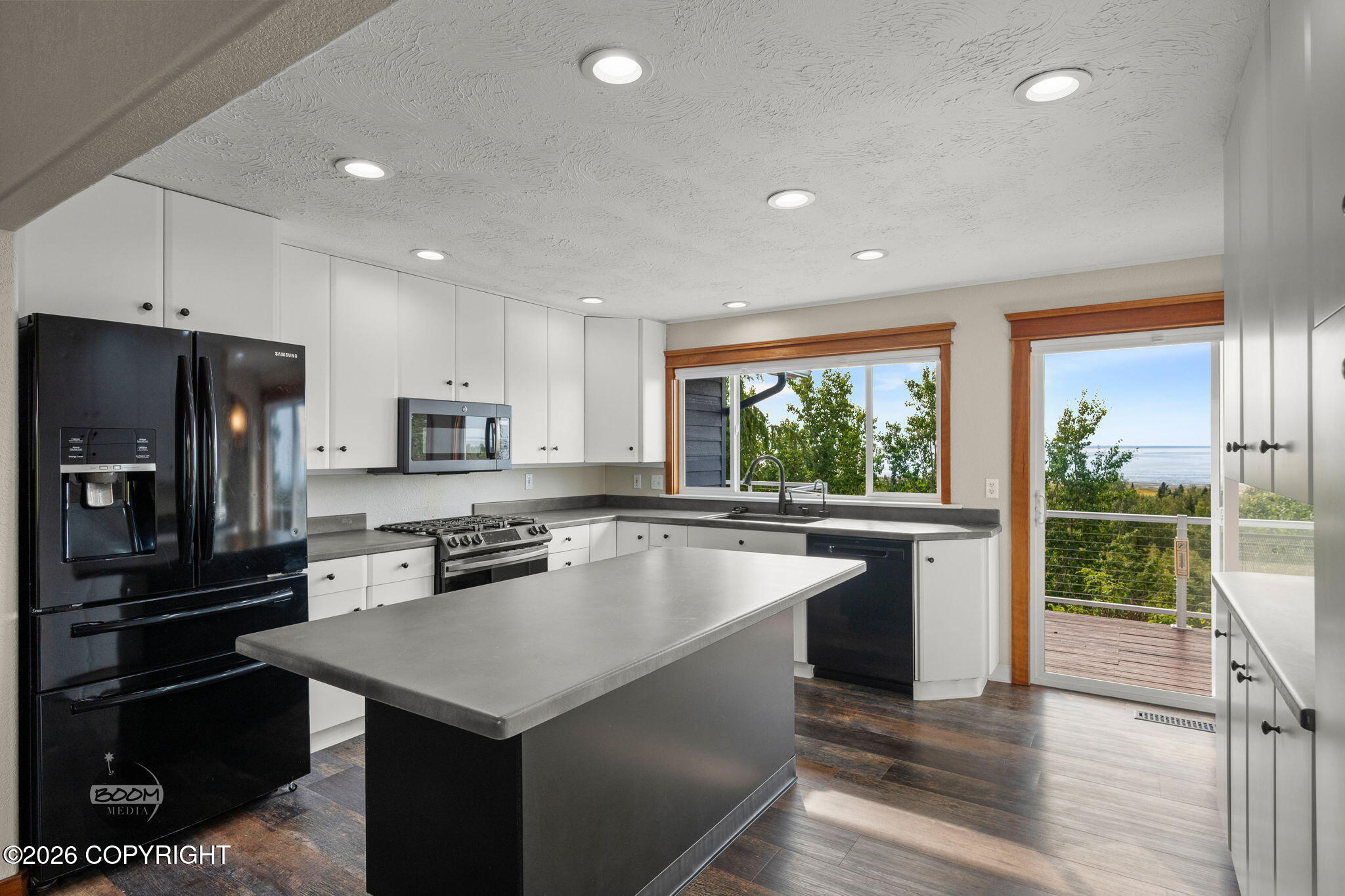 12201 Skyway Drive