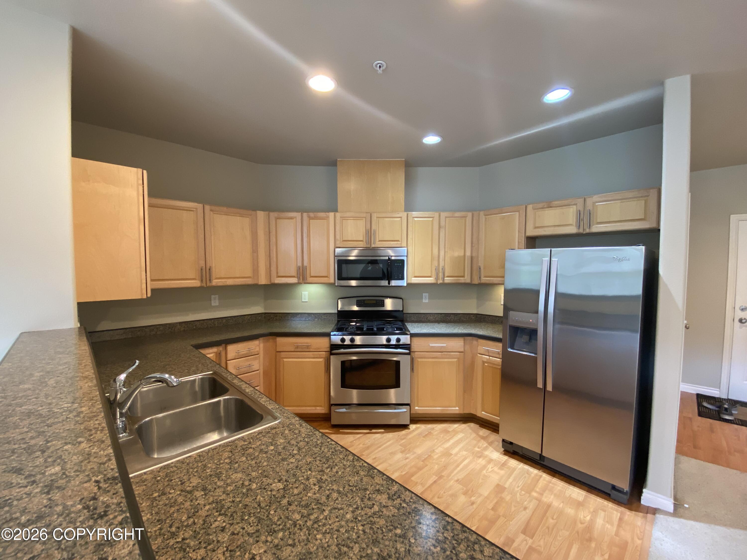 222 E 7th Avenue # 102 Unit: #102