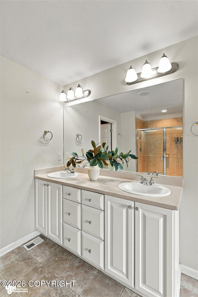 16015 Essex Point Circle