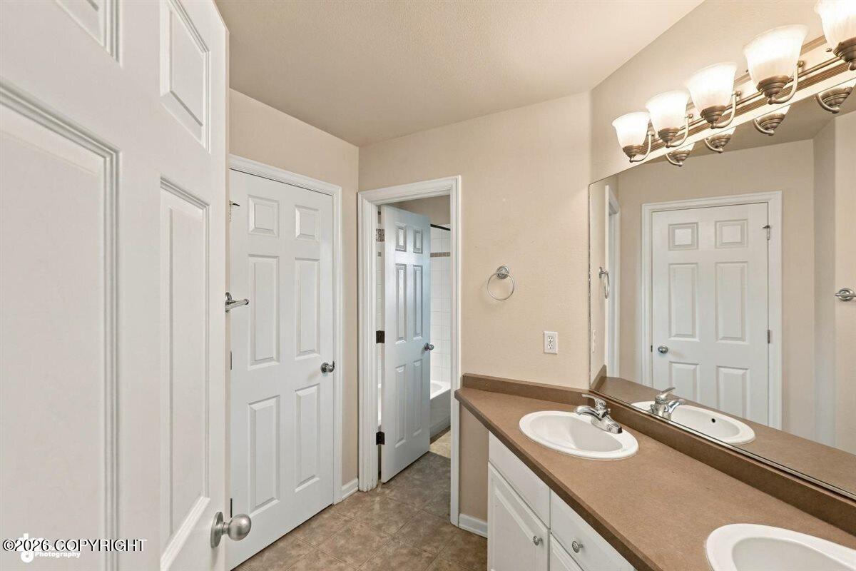 16015 Essex Point Circle