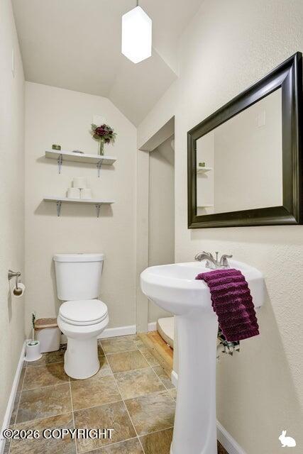 4817 Blackstone Circle