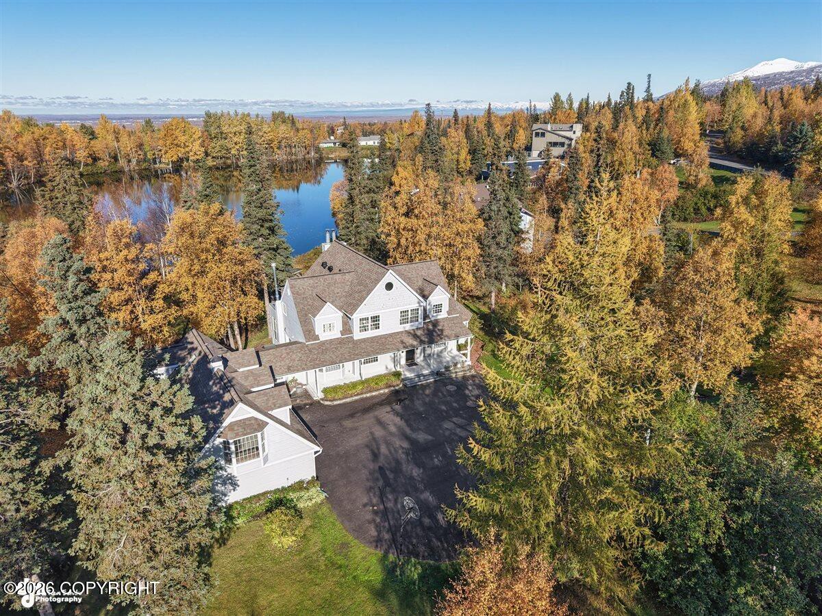 11060 Hideaway Lake Drive