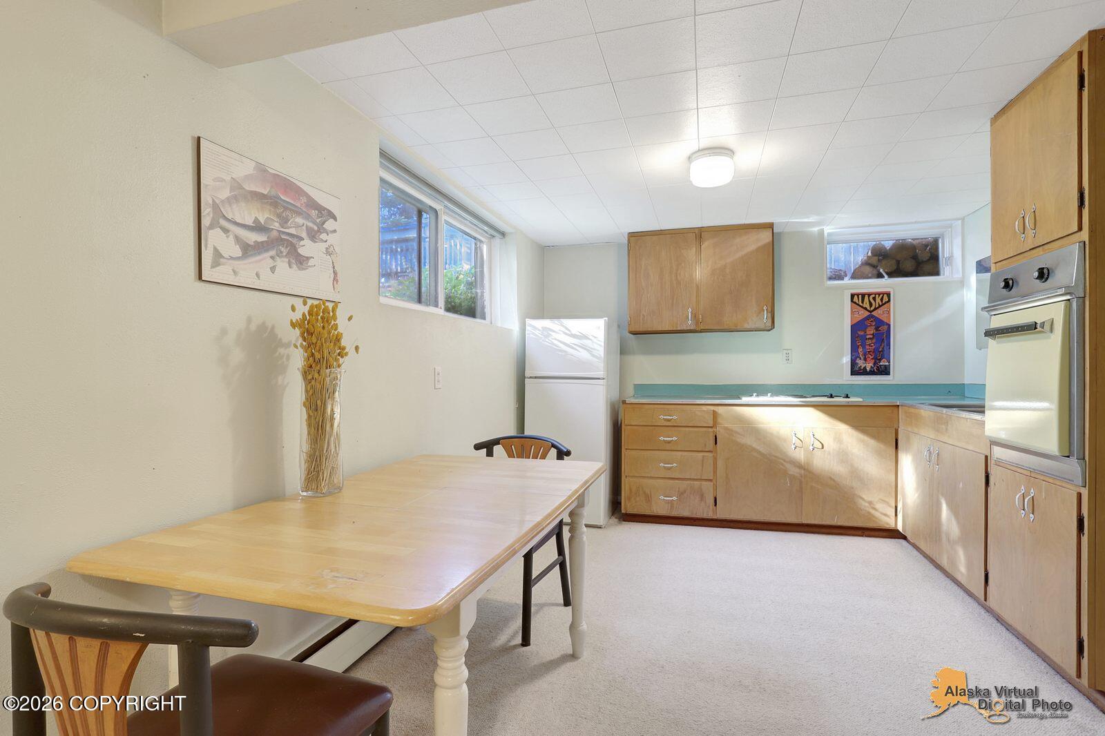 1332 W 12th Avenue