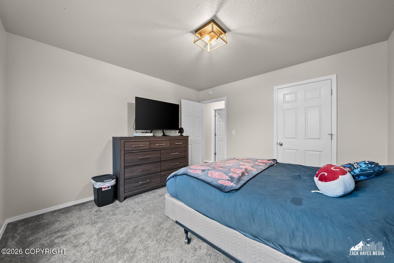 4110 E Zircon Circle