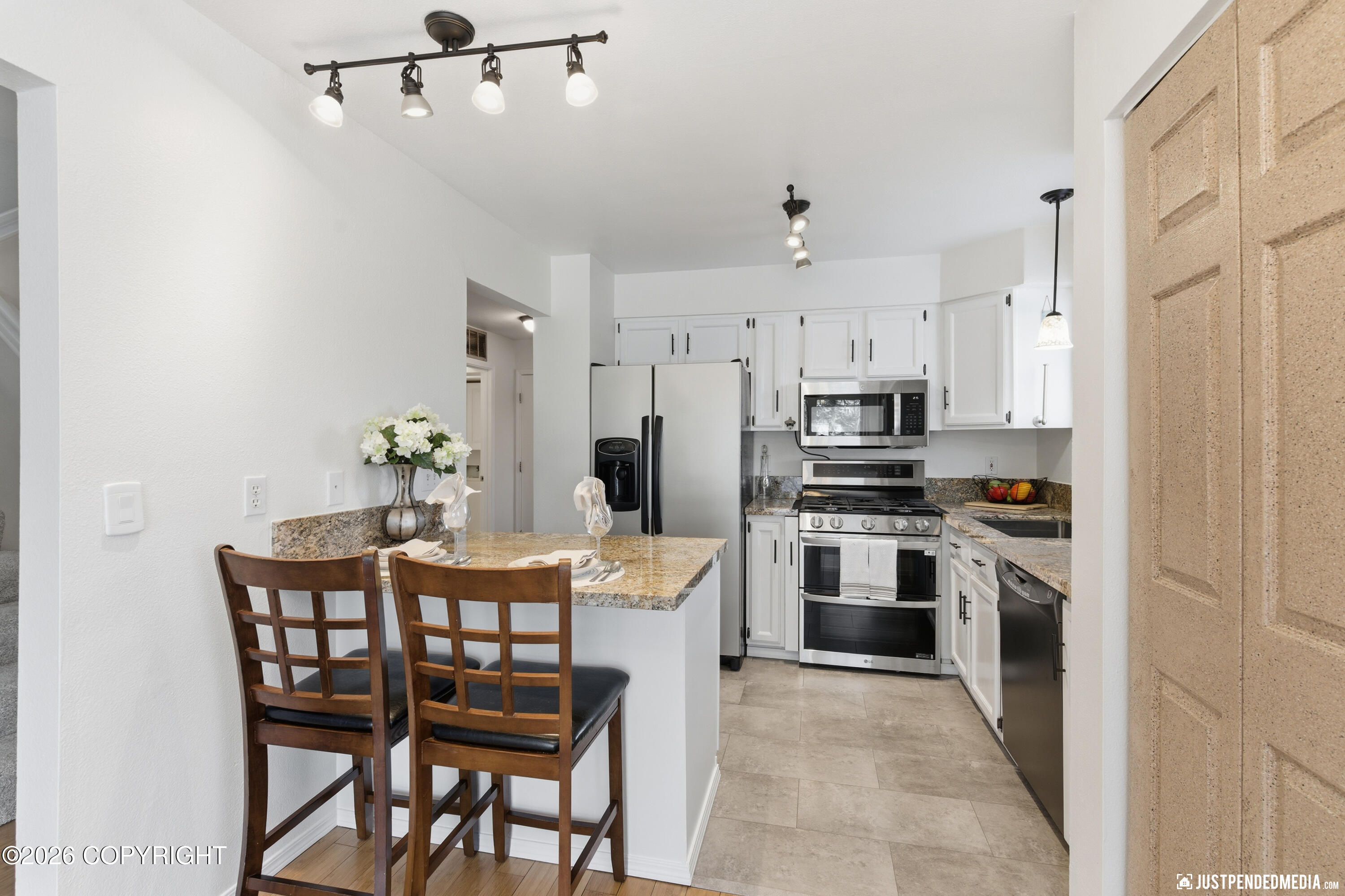 1595 Bellevue Circle