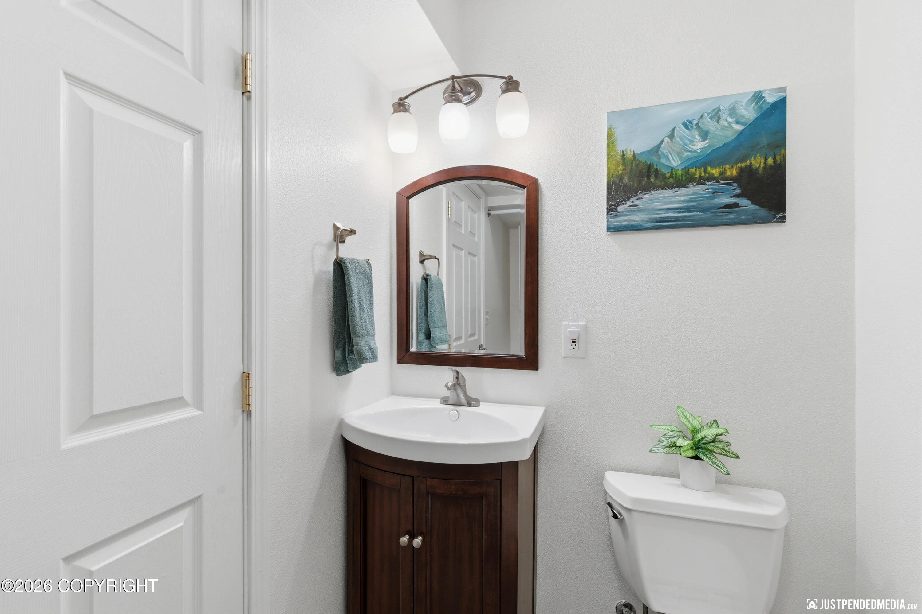 1595 Bellevue Circle