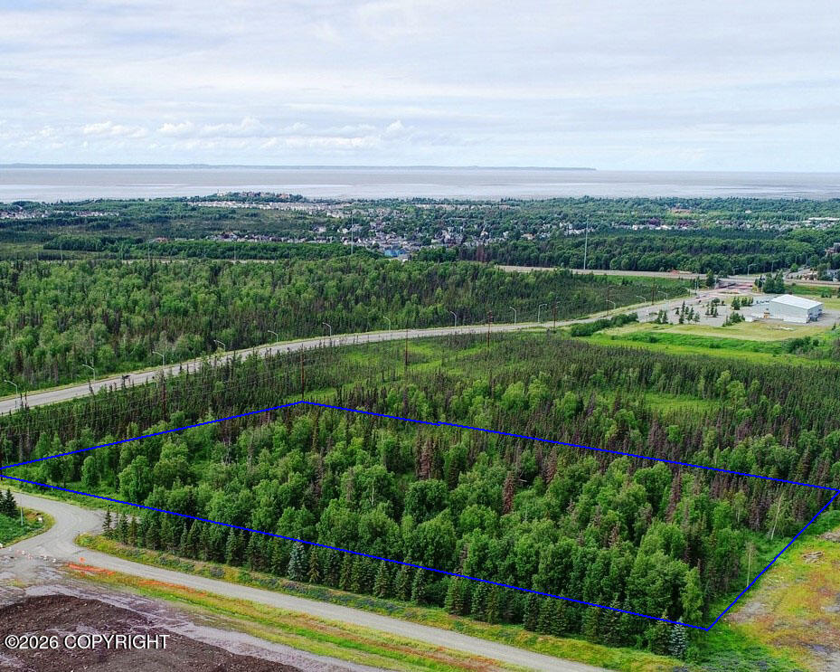 Lot 2 Arctic Boulevard