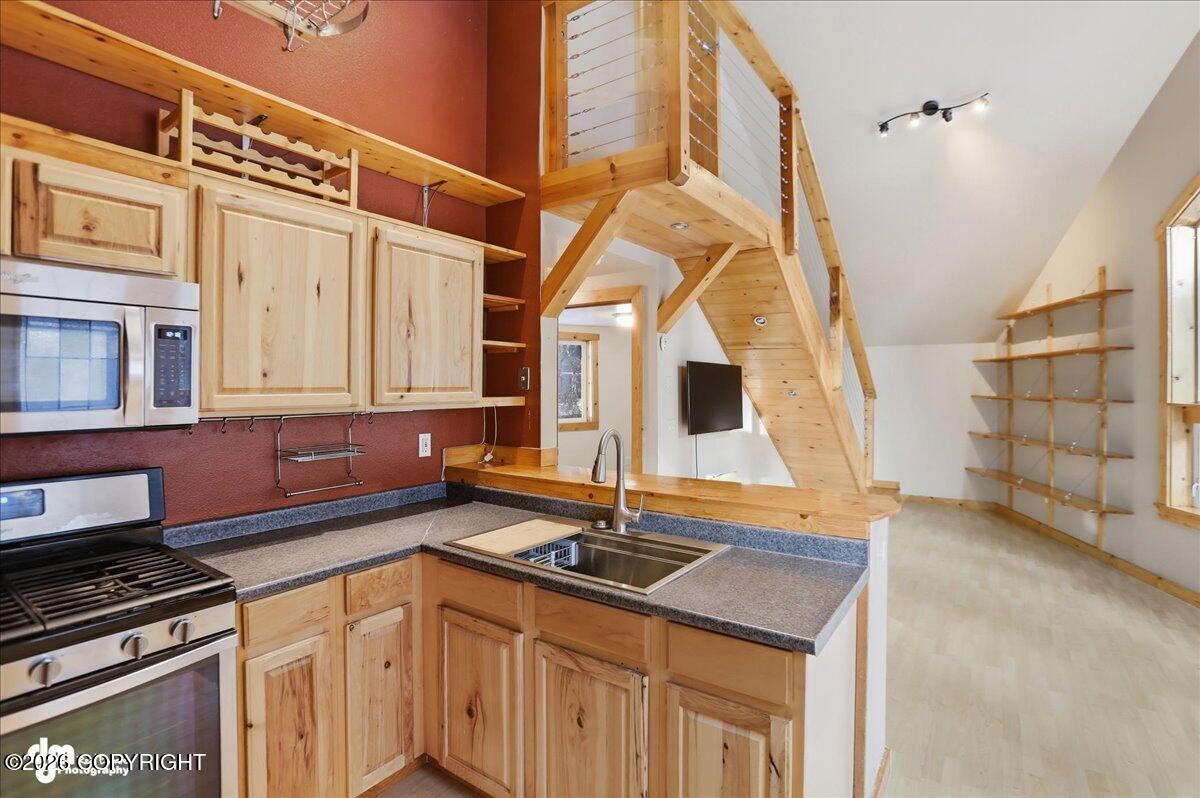 130 BIRDHOUSE Loop