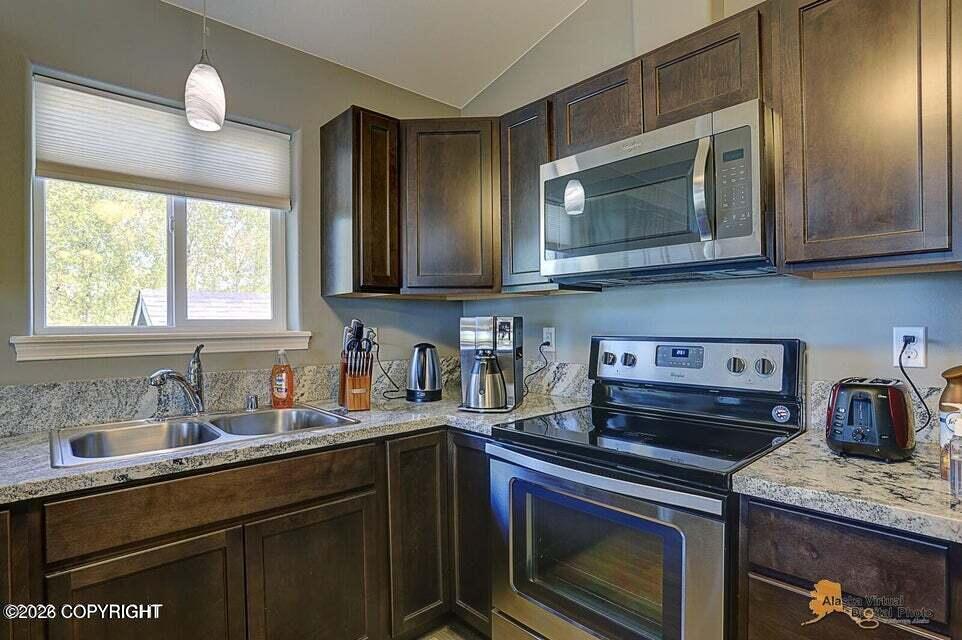 2151 S Valley Loop # 4 Unit: #4