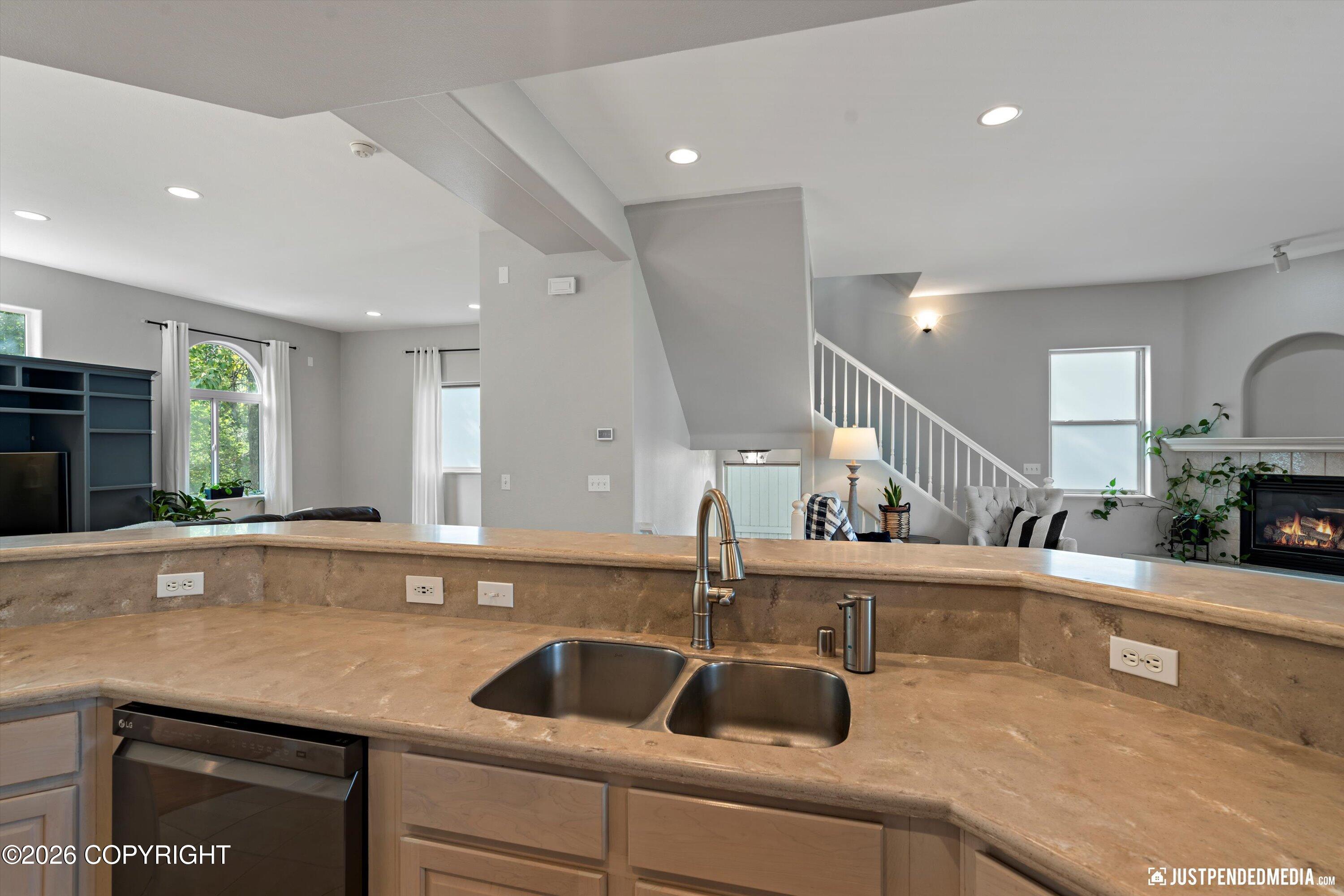 12371 Gregg Lane