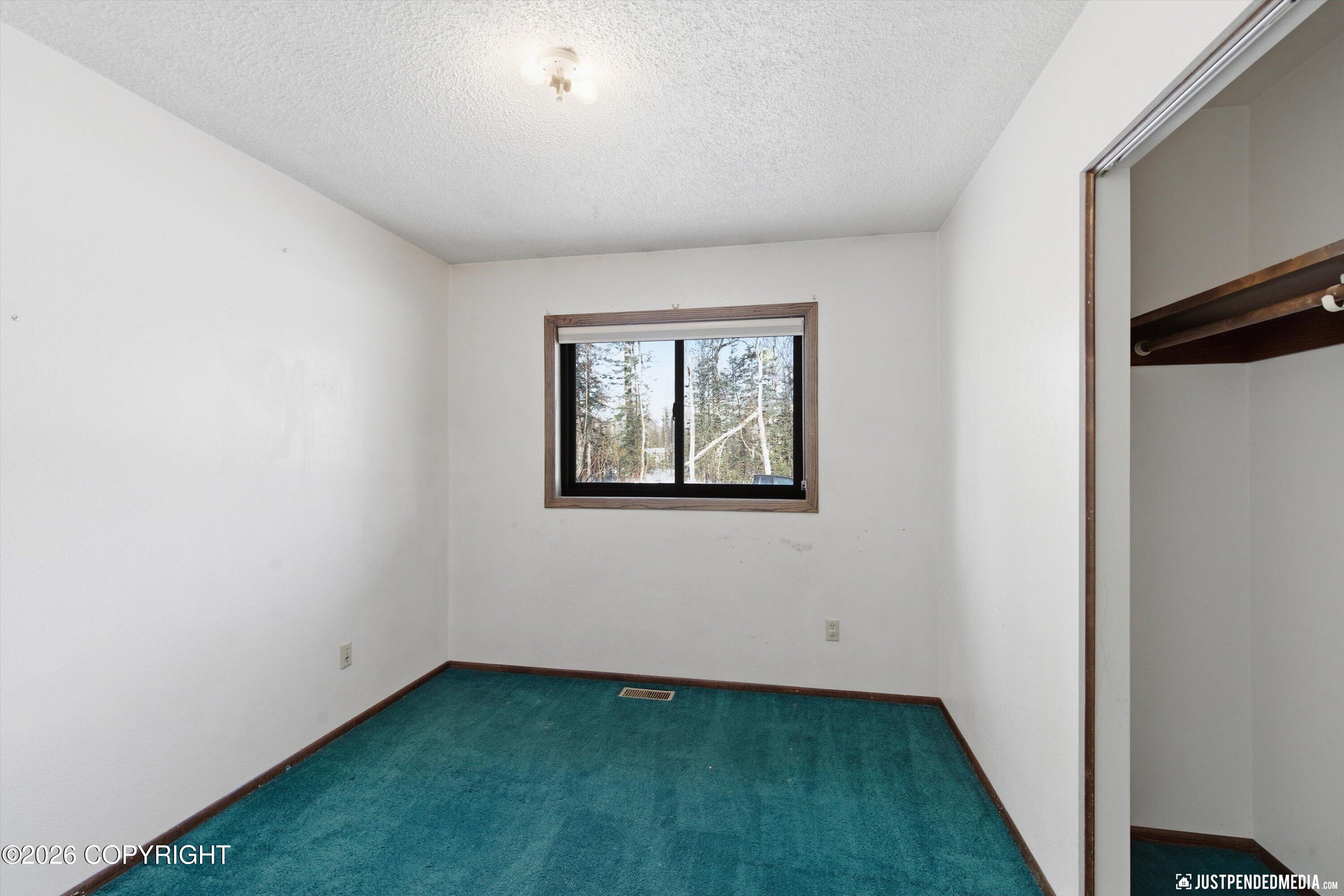 1005 E Susitna Drive