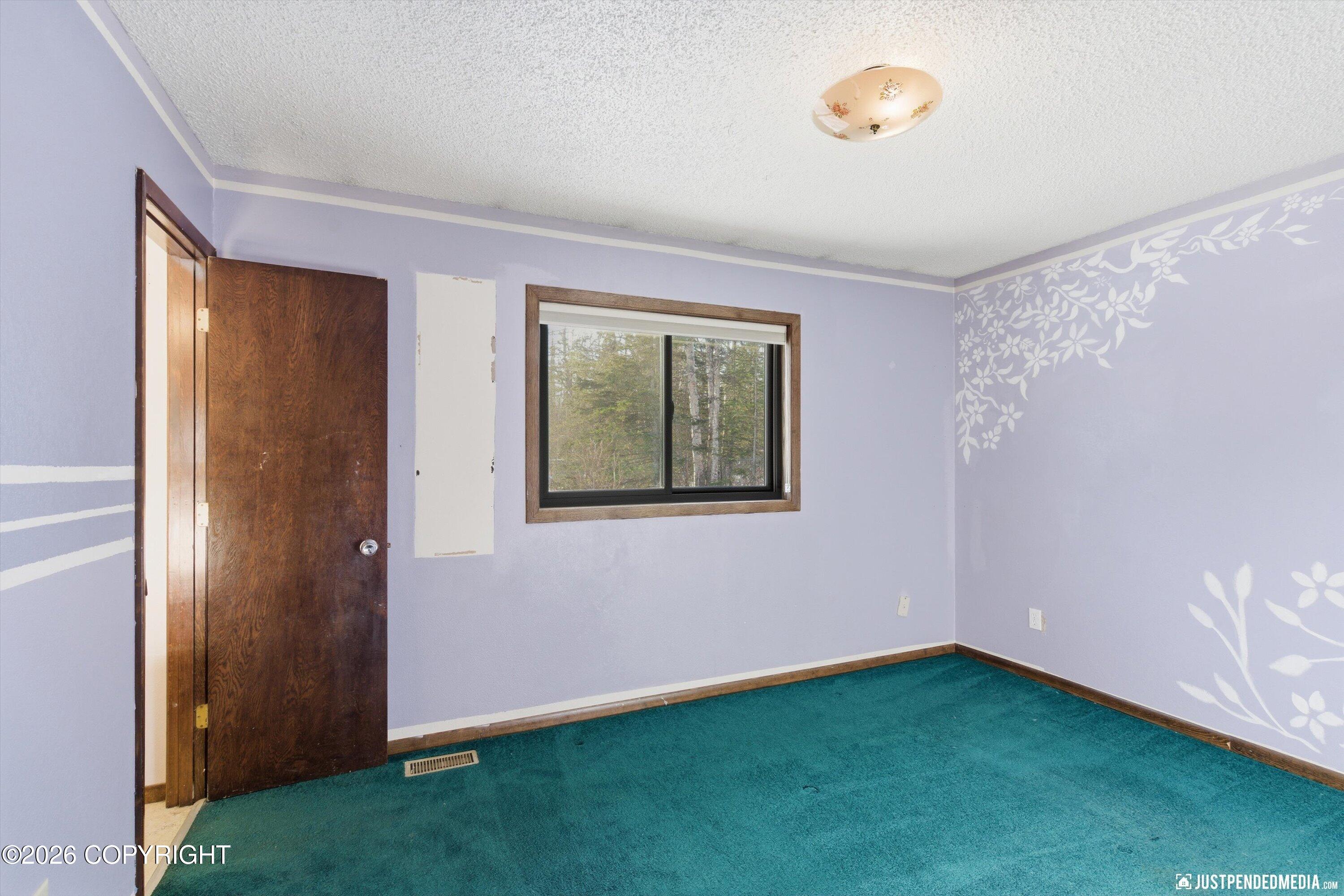 1005 E Susitna Drive