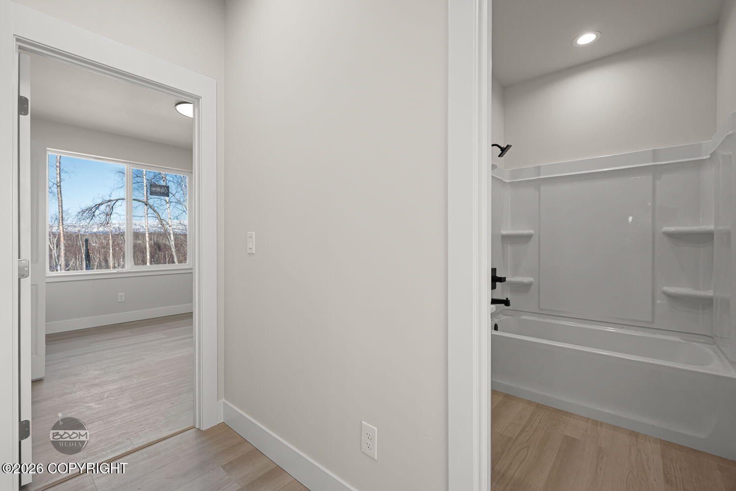 2715 W Longview Circle