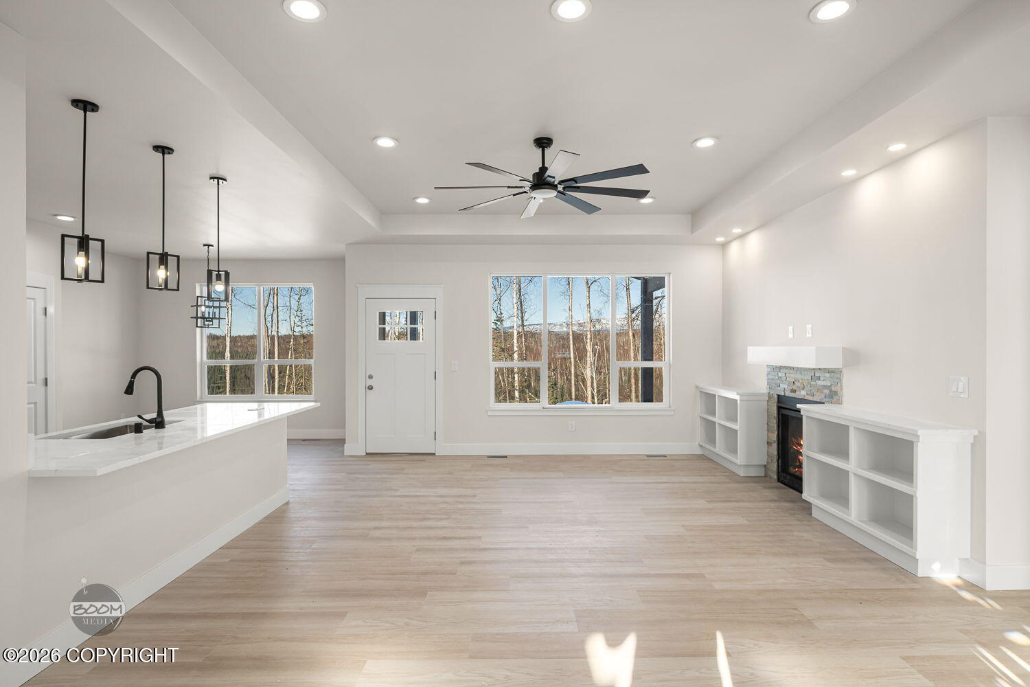 2715 W Longview Circle