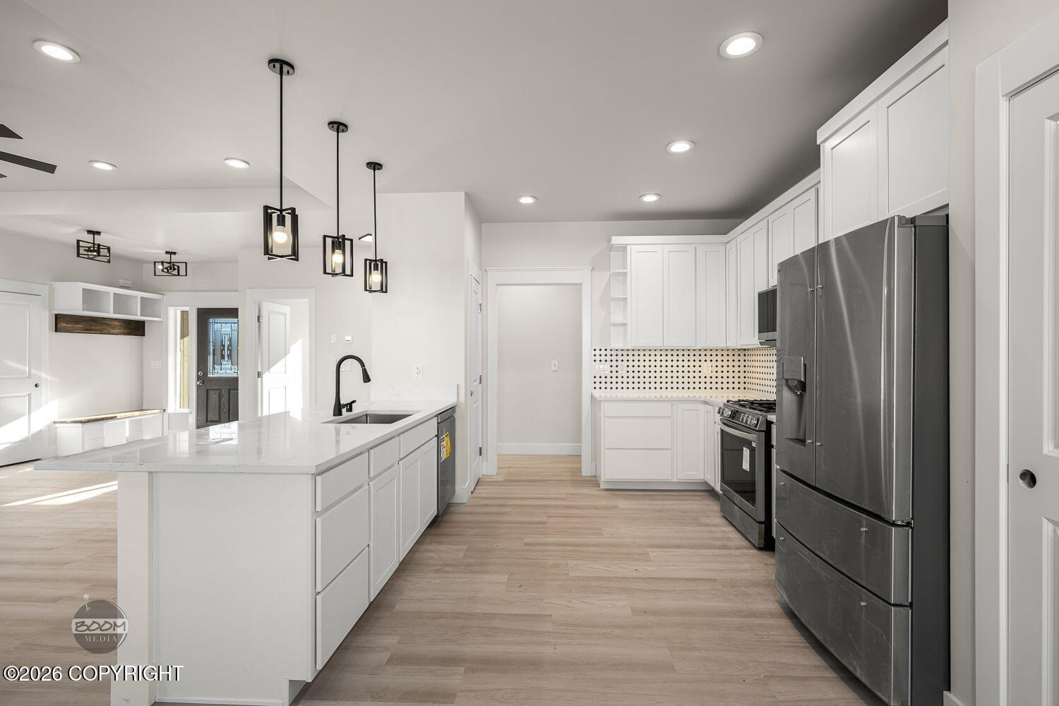 2715 W Longview Circle