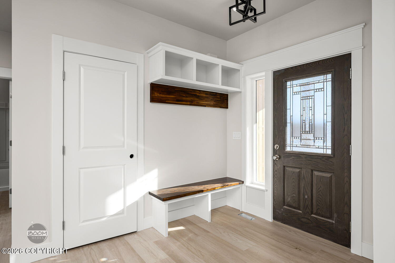 2715 W Longview Circle