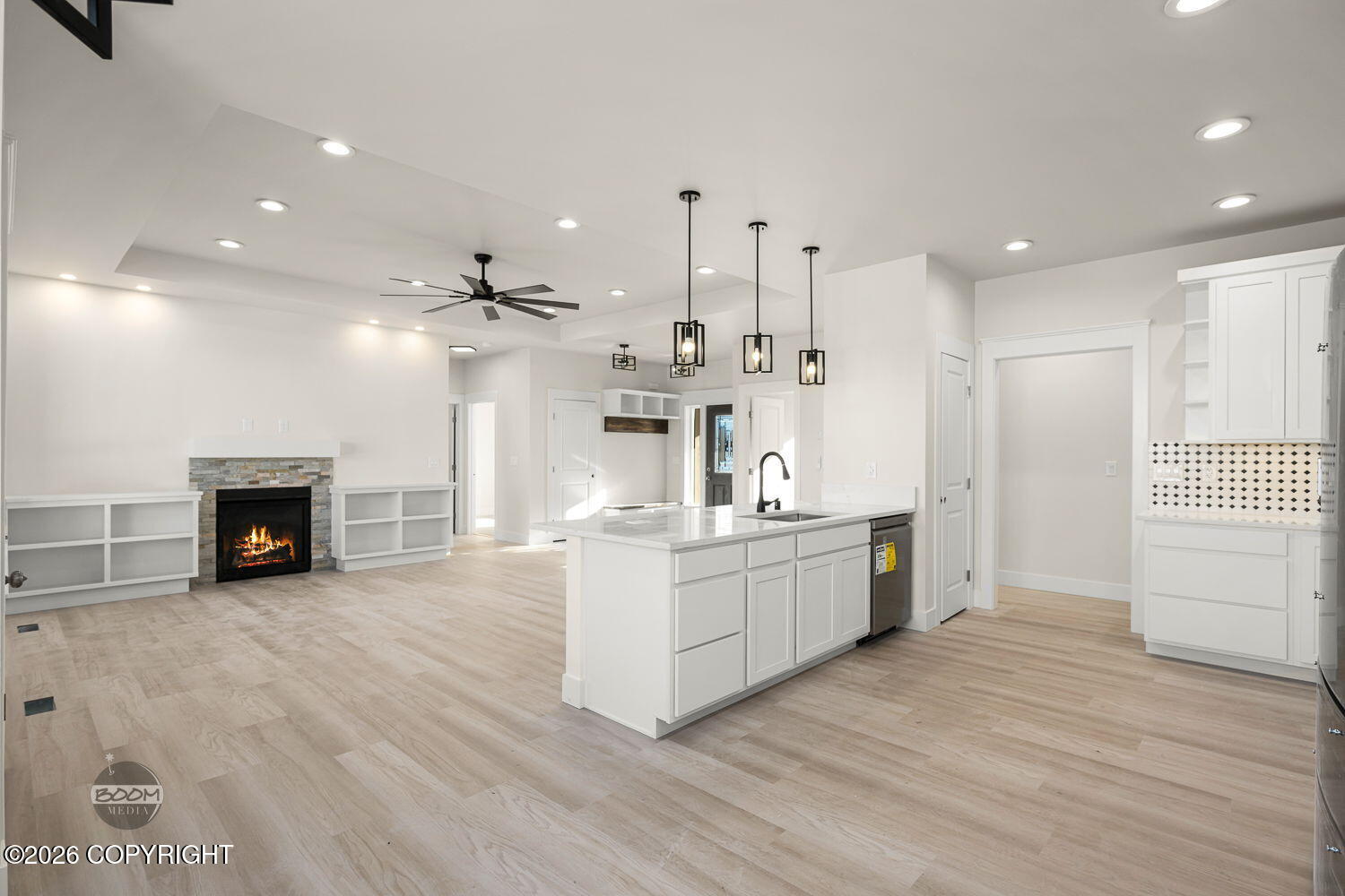 2715 W Longview Circle