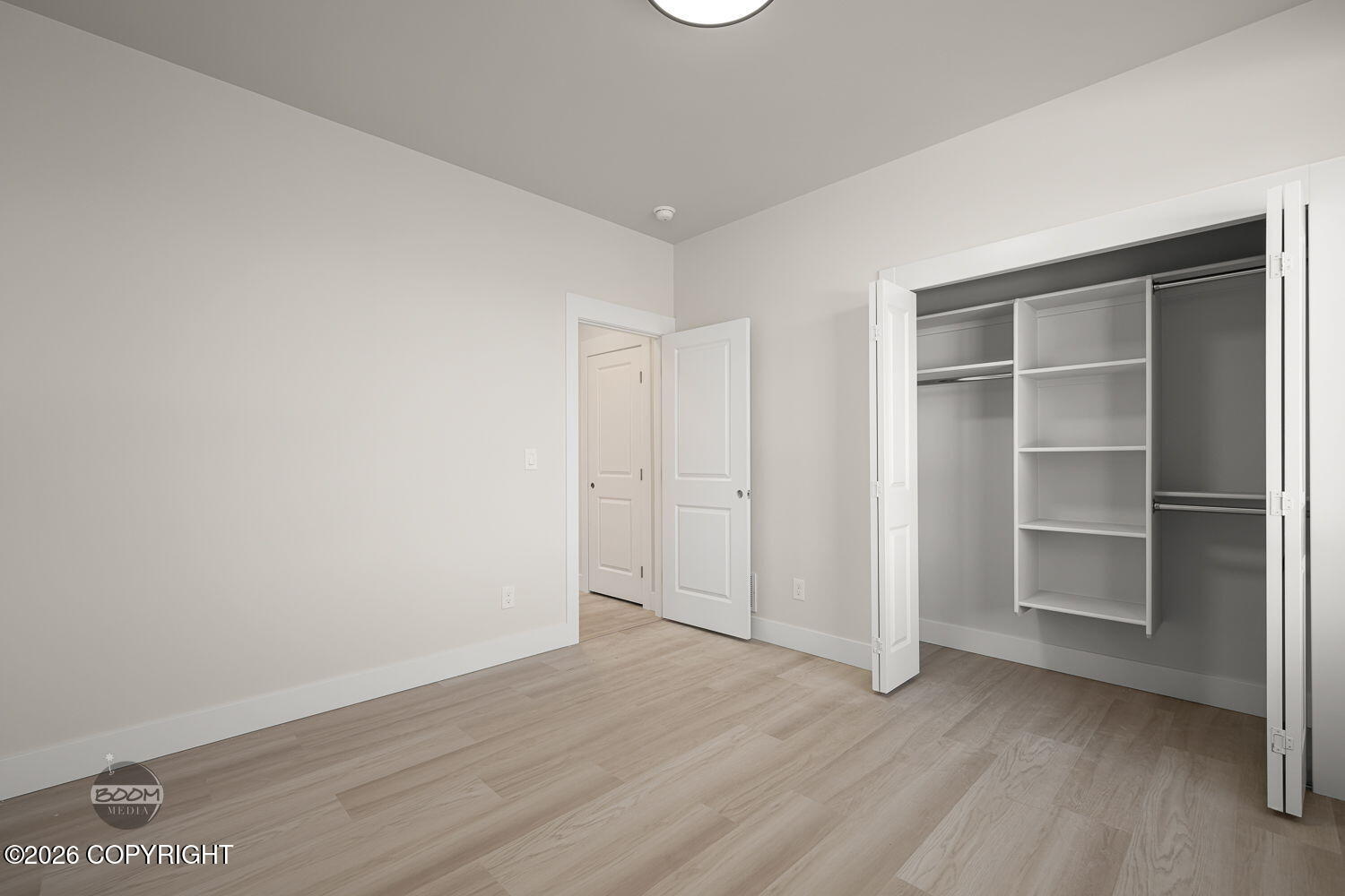 2715 W Longview Circle