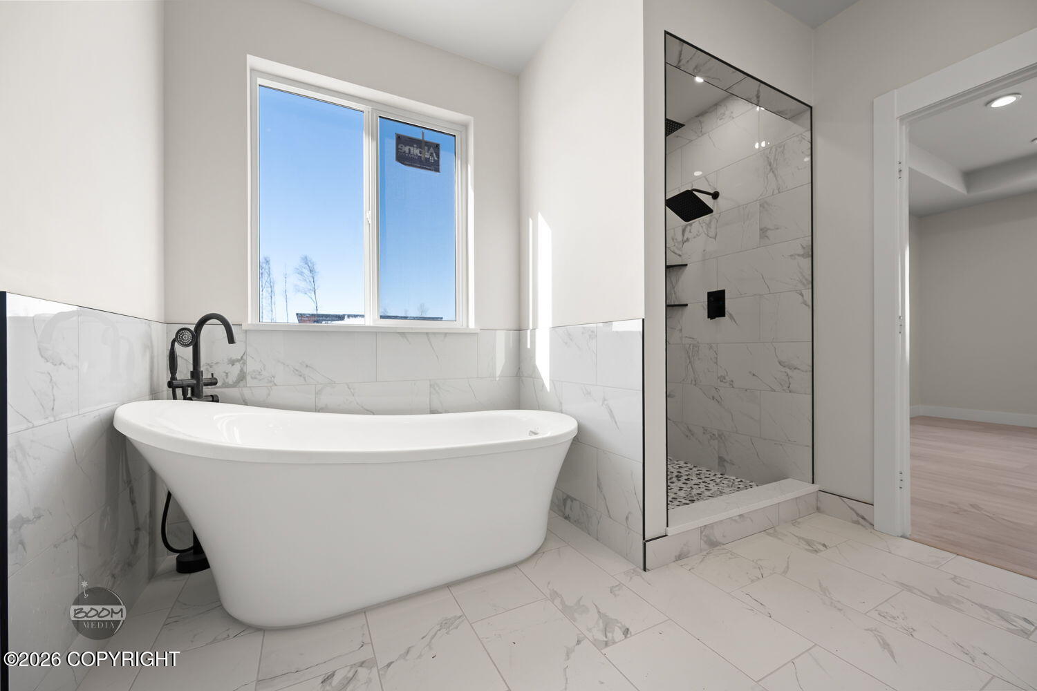 2715 W Longview Circle