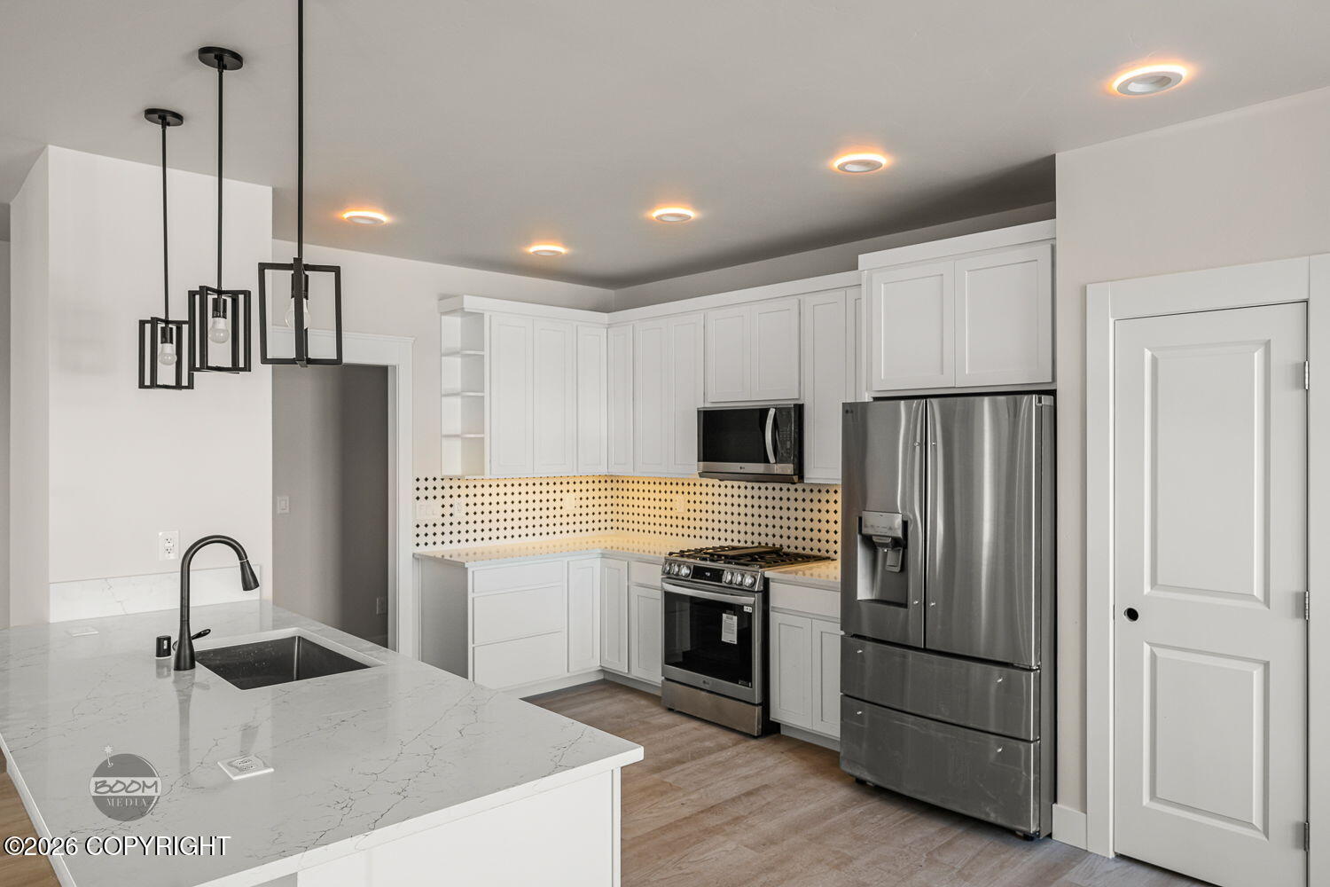 2715 W Longview Circle