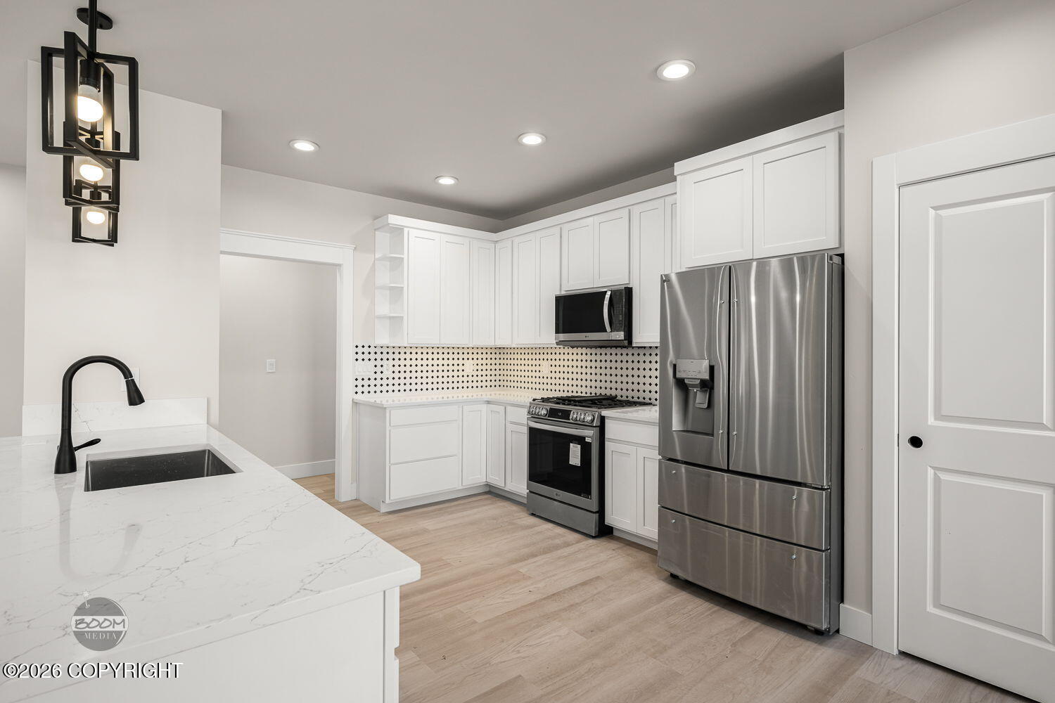 2715 W Longview Circle