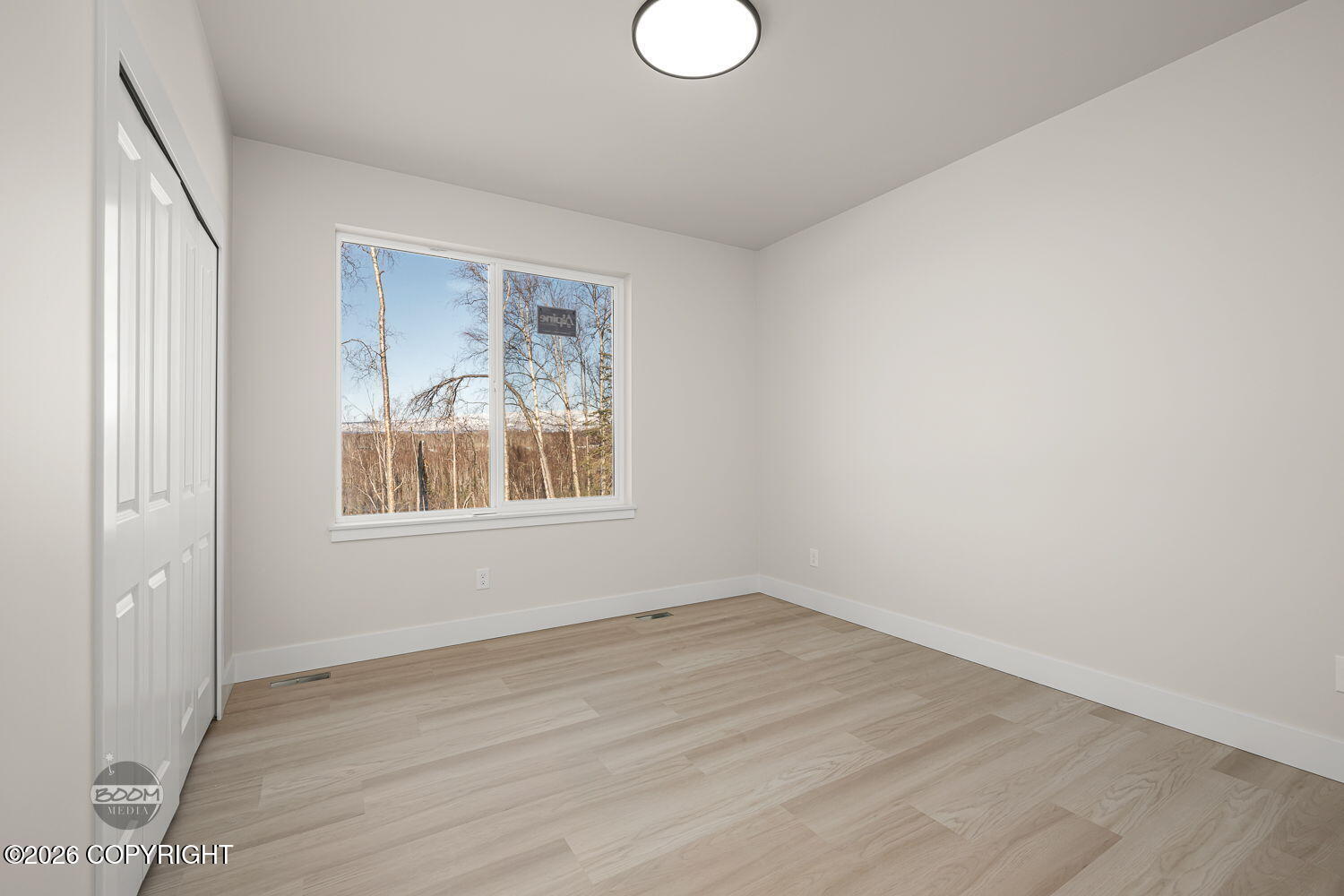 2715 W Longview Circle