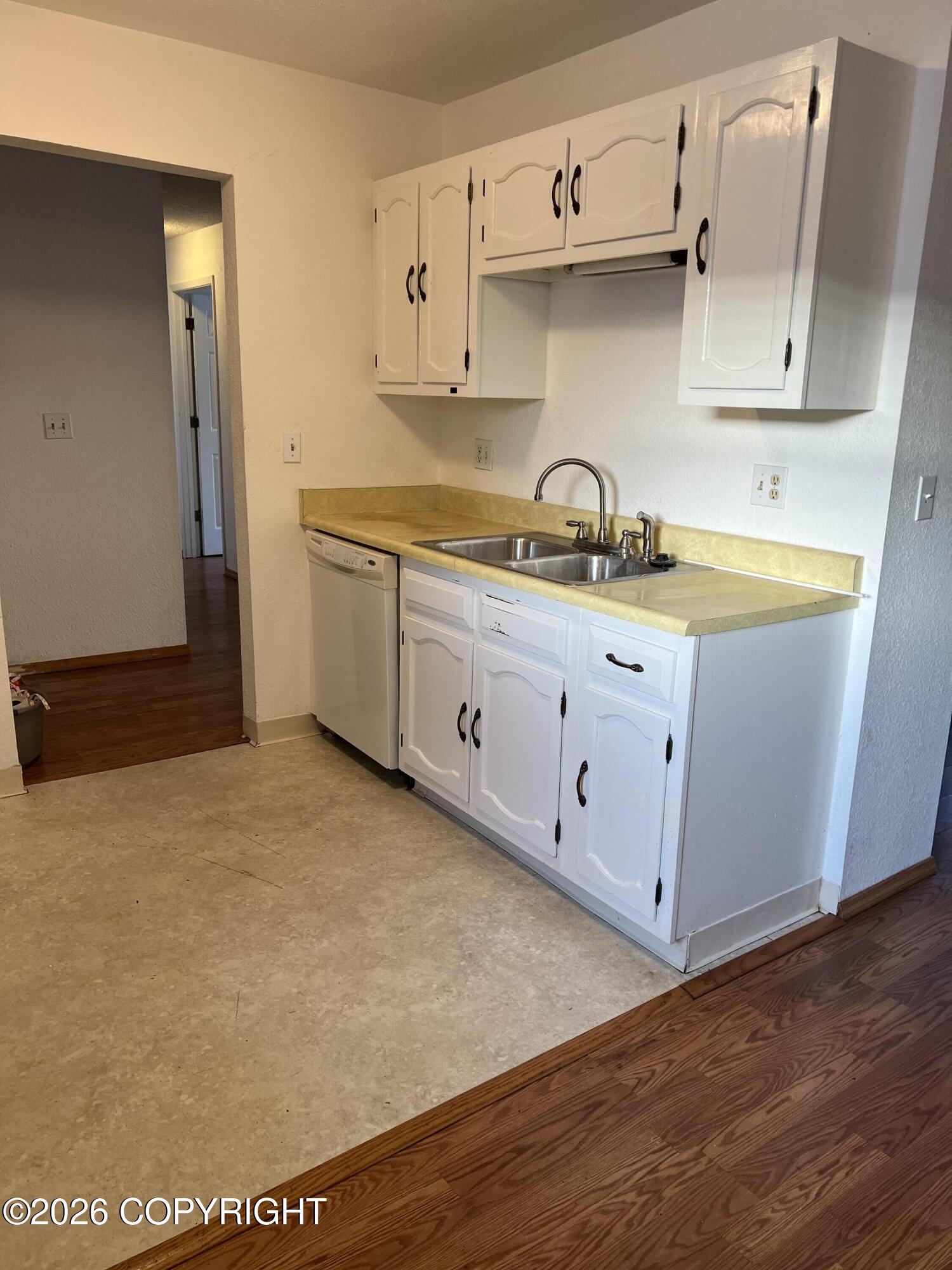 1541 State Street # 3 Unit: #B-3