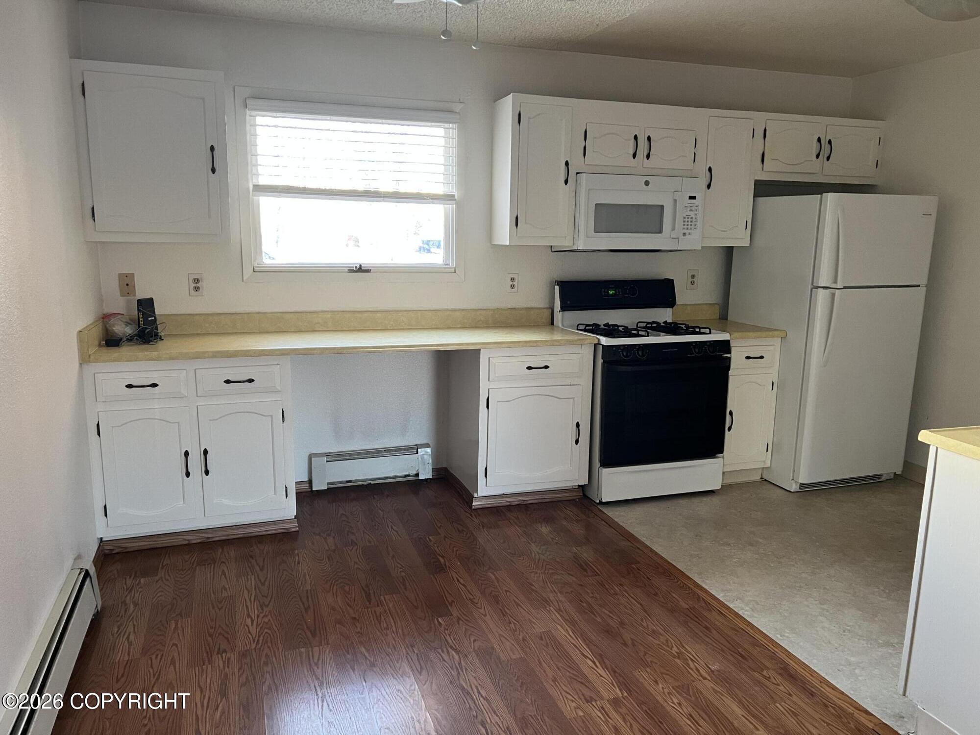 1541 State Street # 3 Unit: #B-3