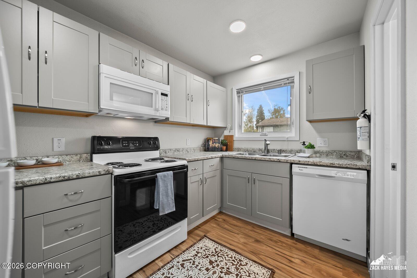 943 E 12 Avenue # 3 Unit: #3