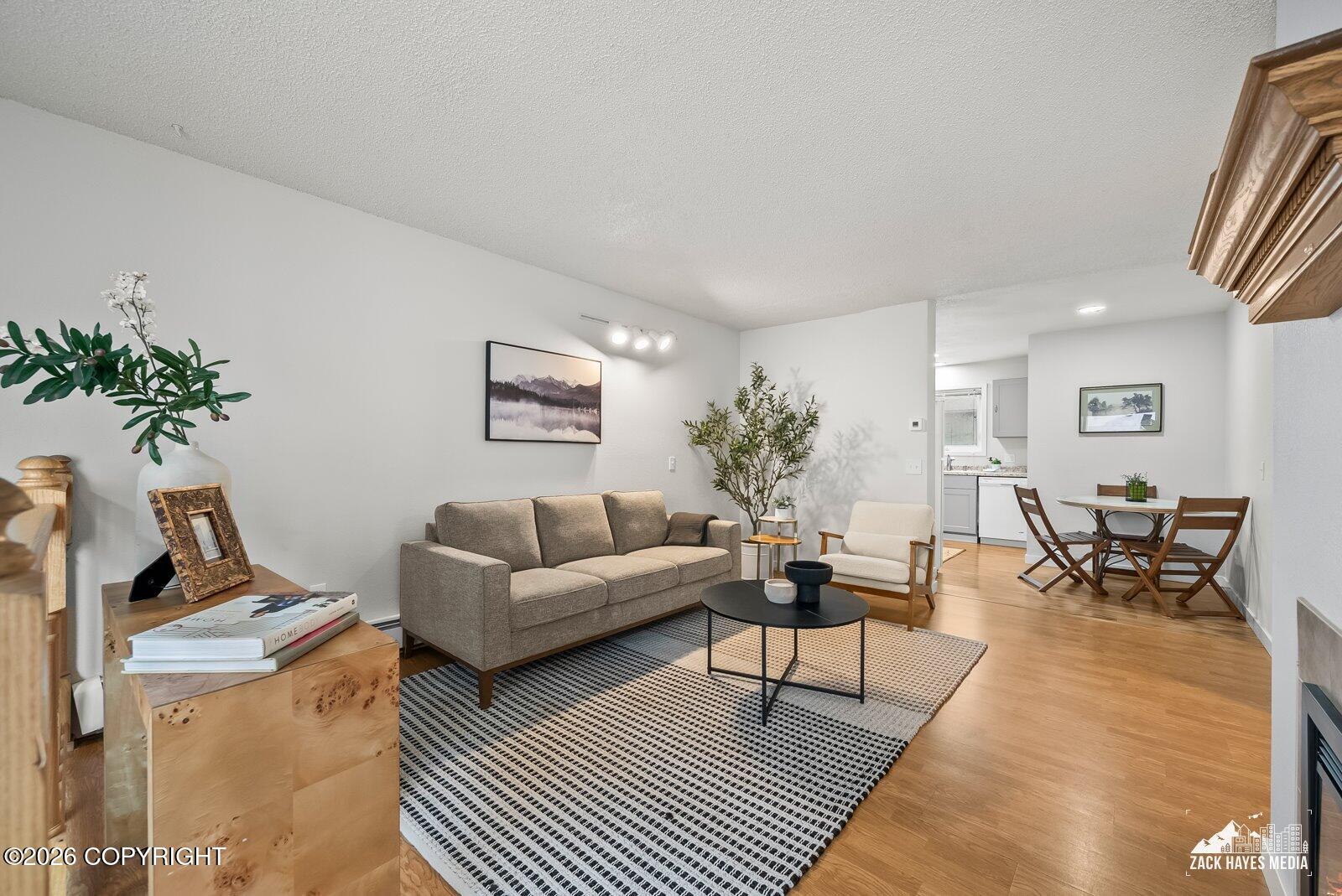 943 E 12 Avenue # 3 Unit: #3