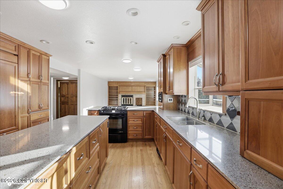 12900 Monterey Circle