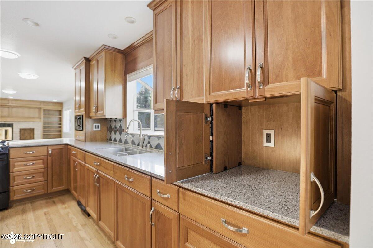 12900 Monterey Circle