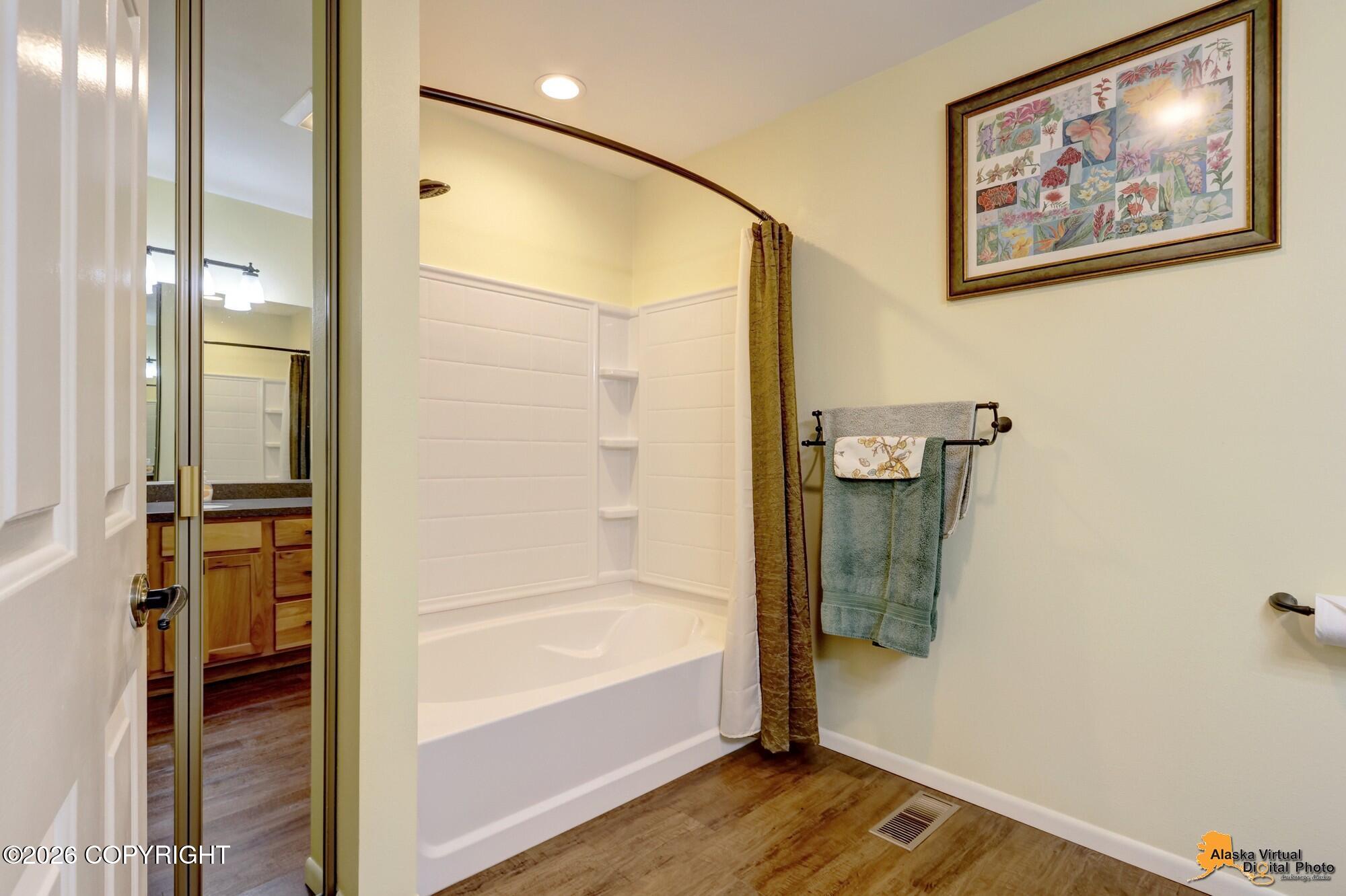 2211 Daybreak Court