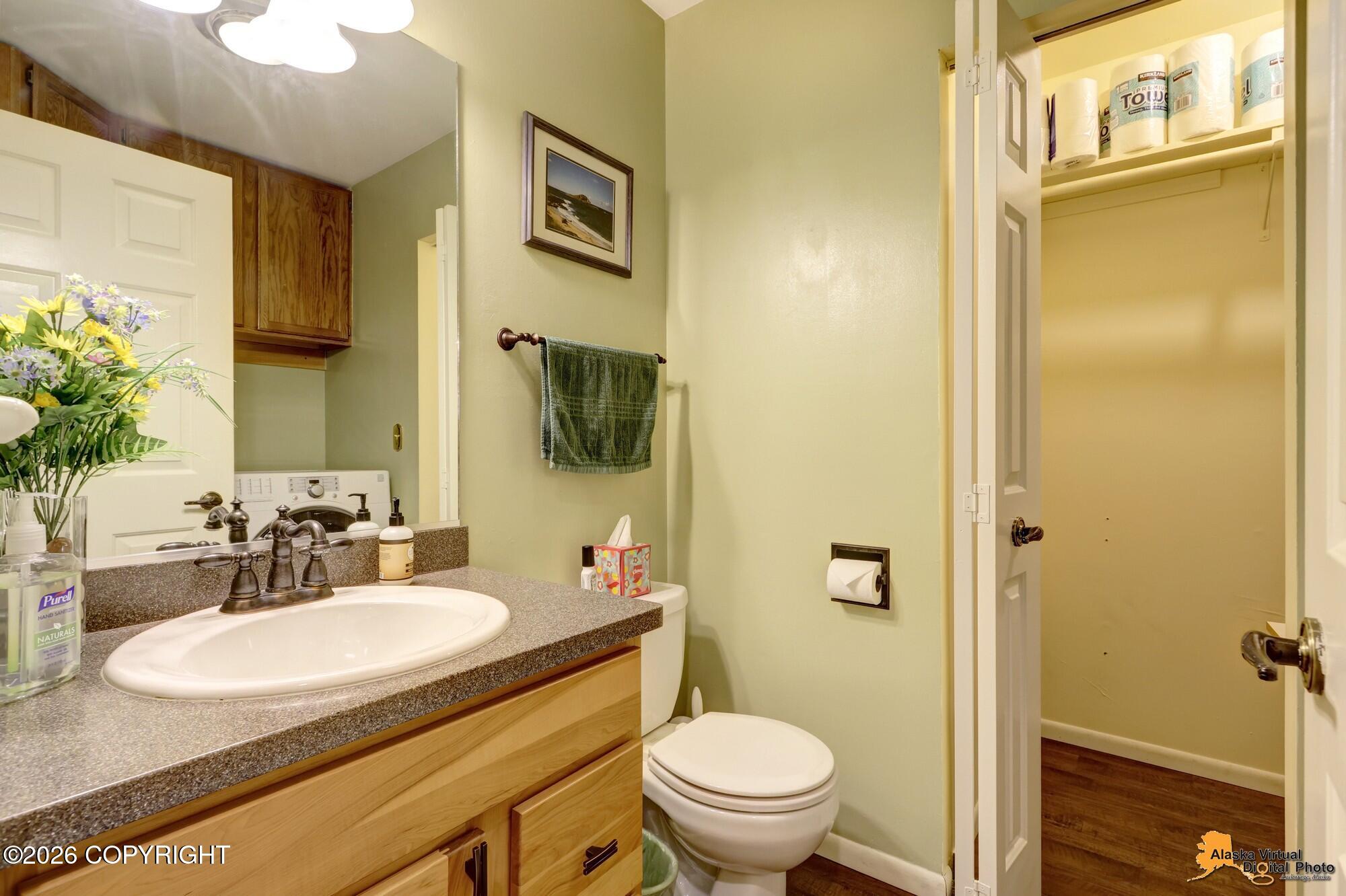 2211 Daybreak Court