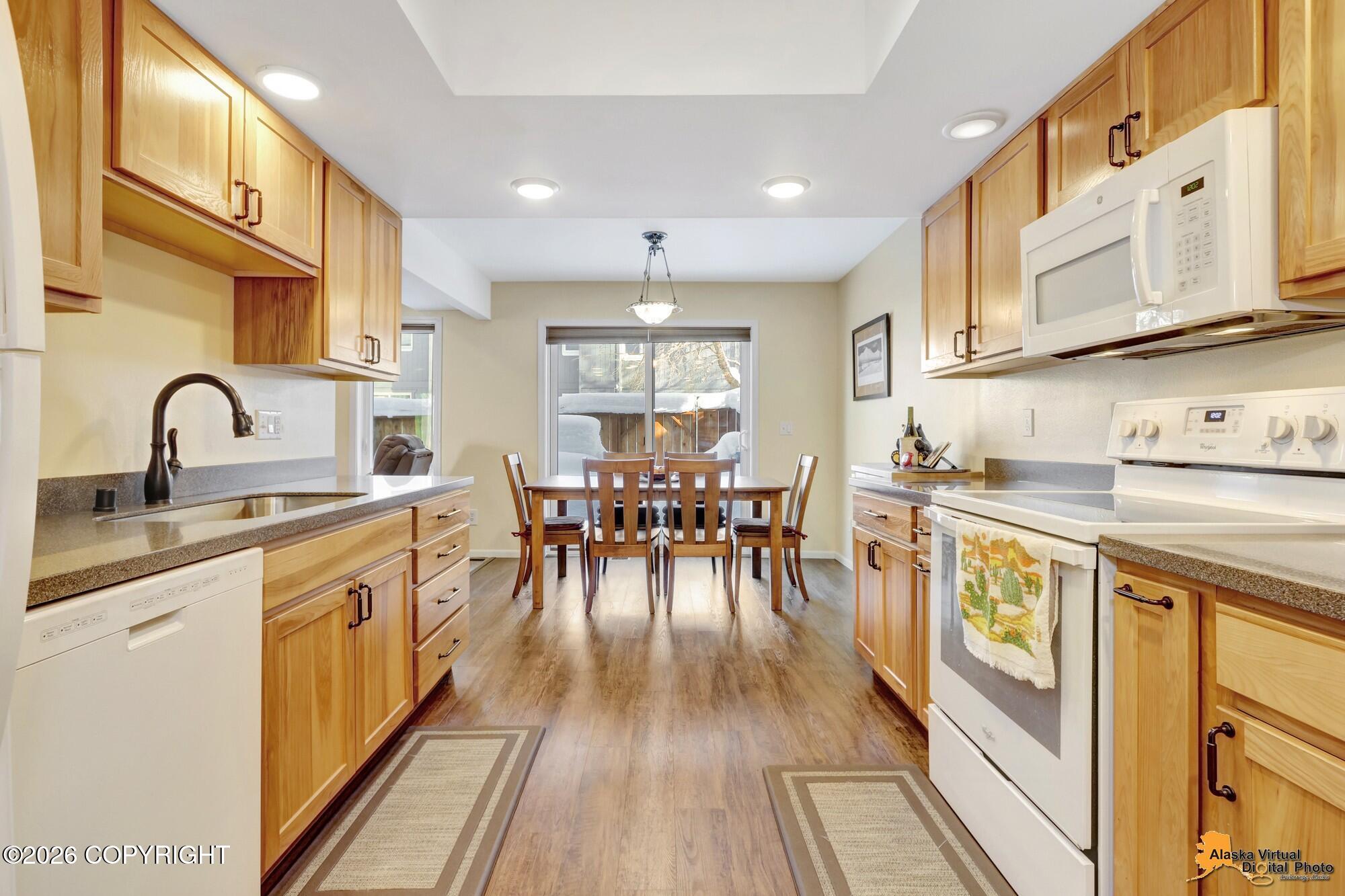 2211 Daybreak Court