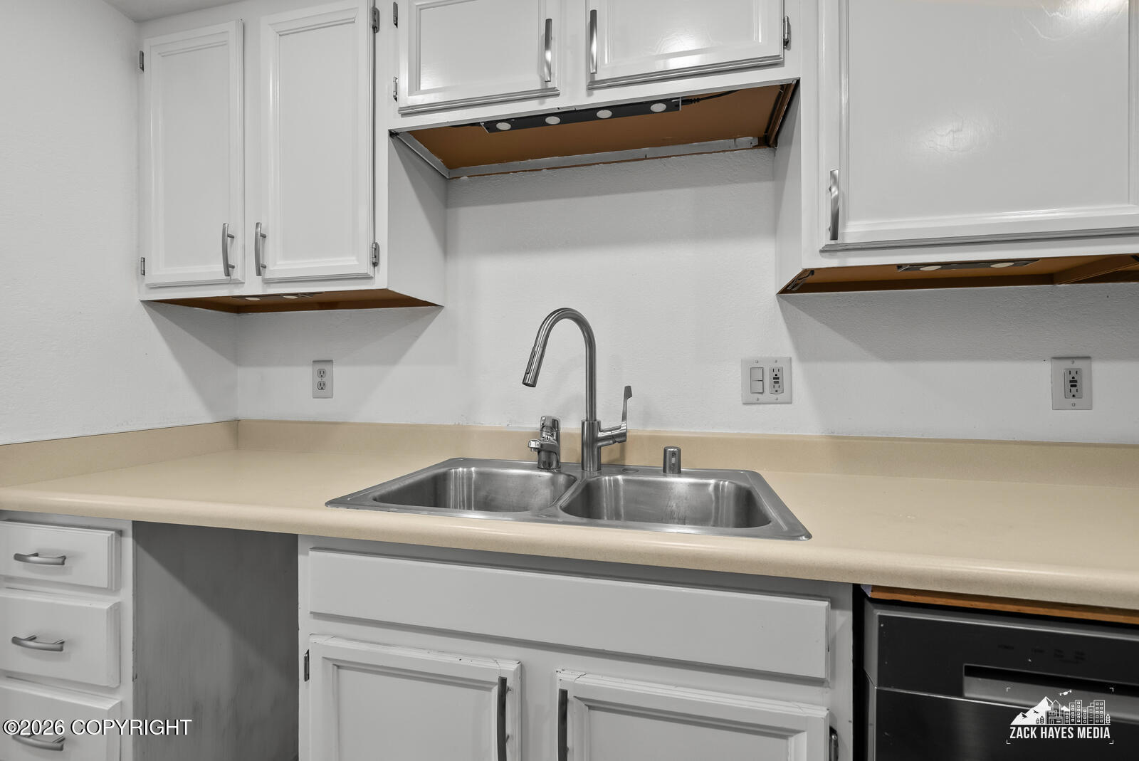 8700 Blackberry Street