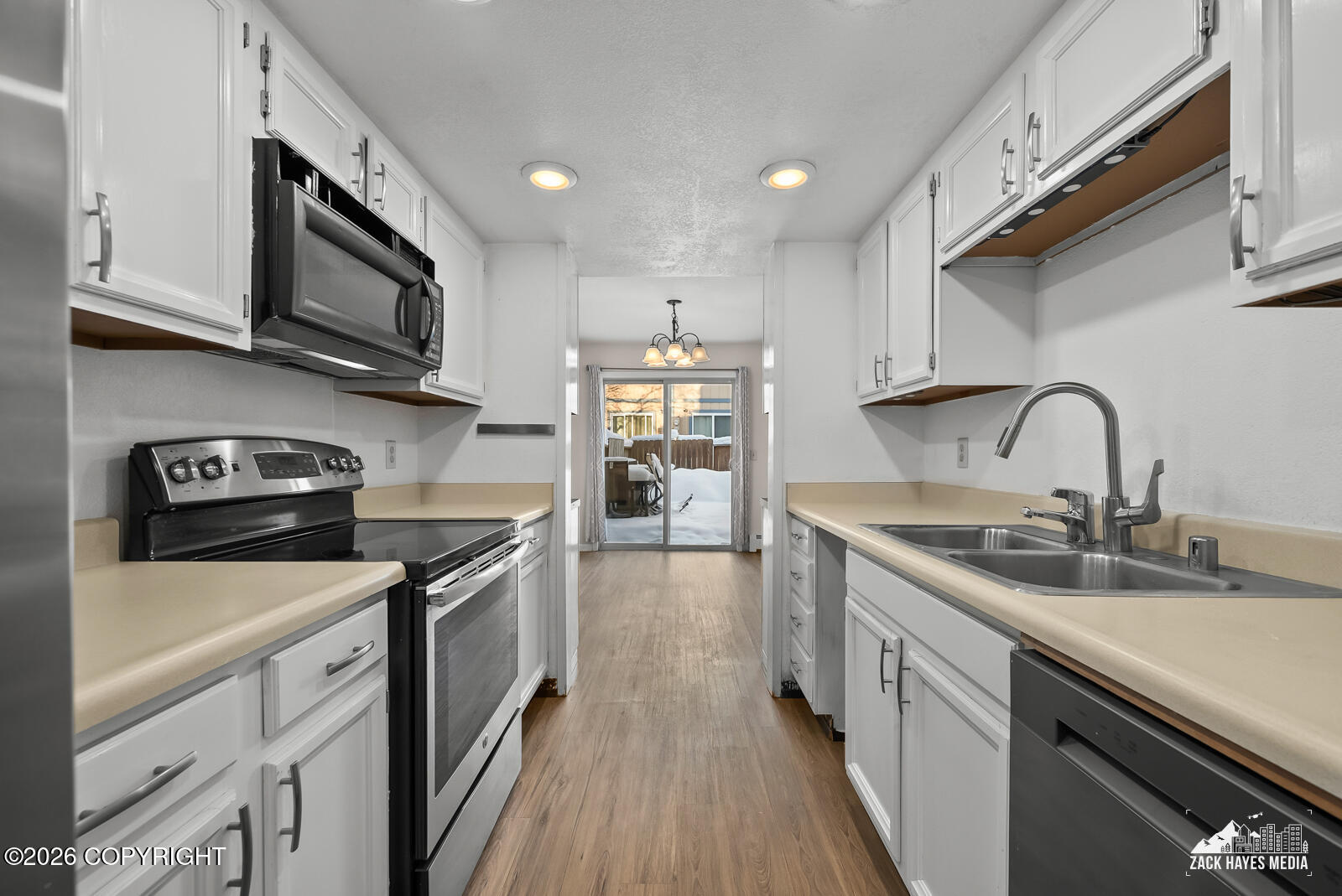 8700 Blackberry Street