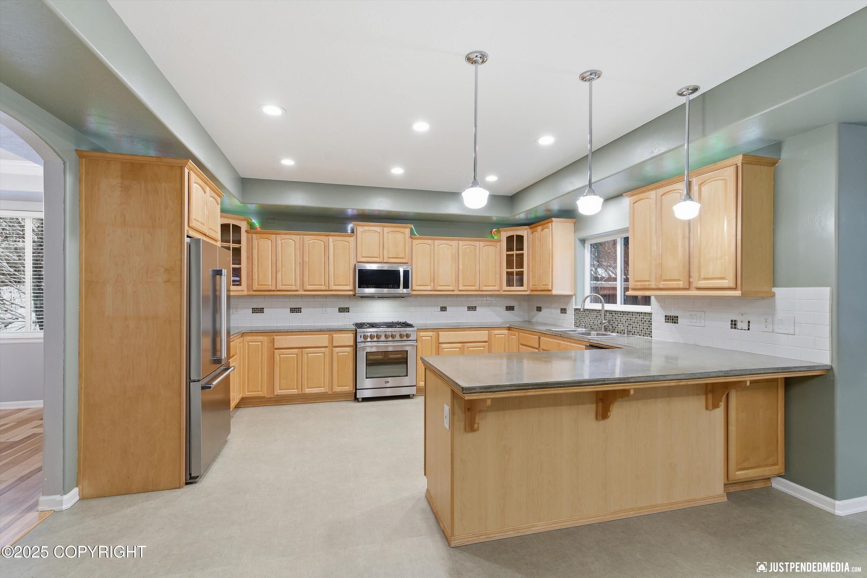 16339 Headlands Circle