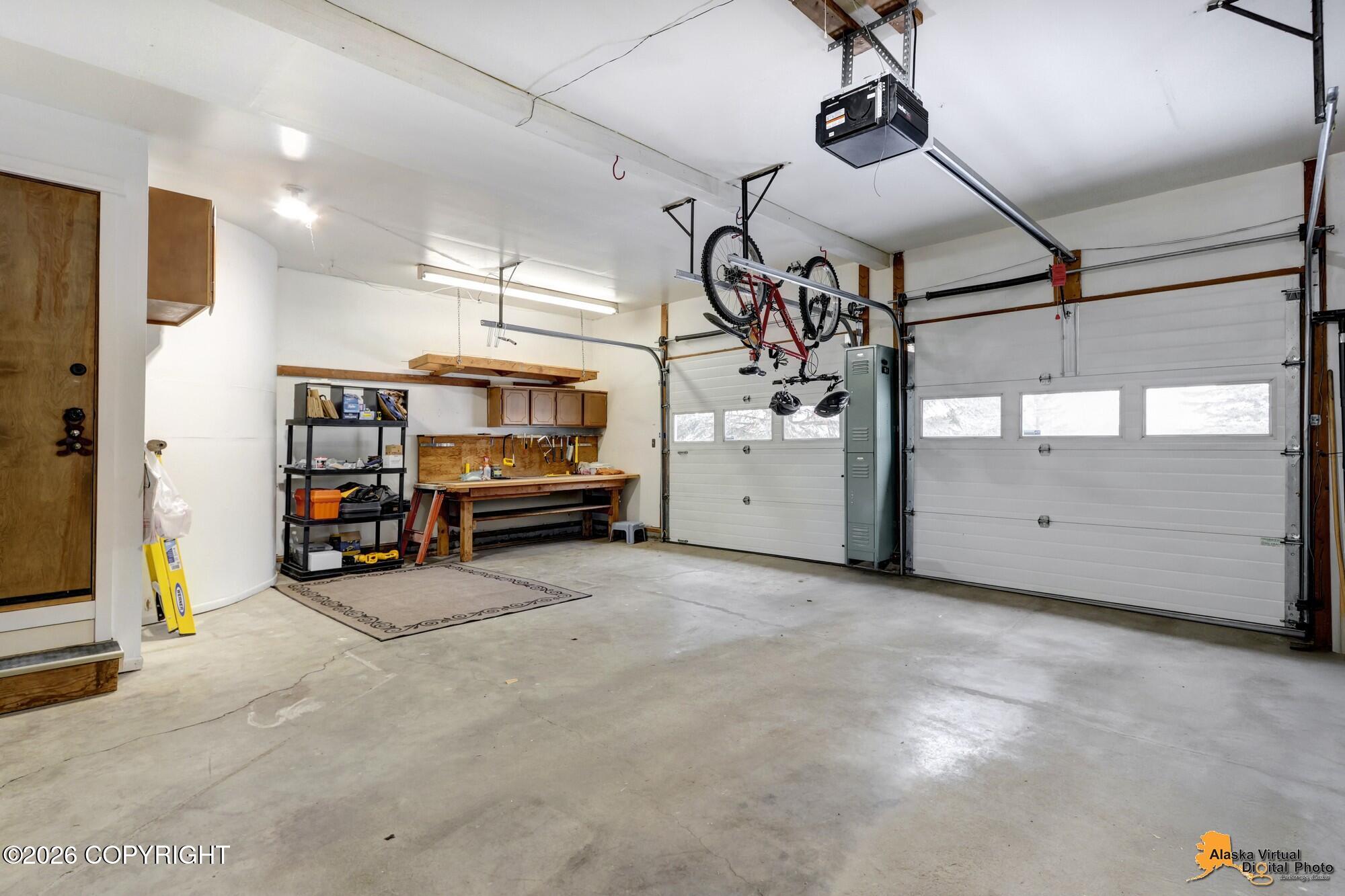 3340 Lakeside Drive