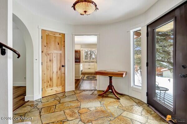 3340 Lakeside Drive