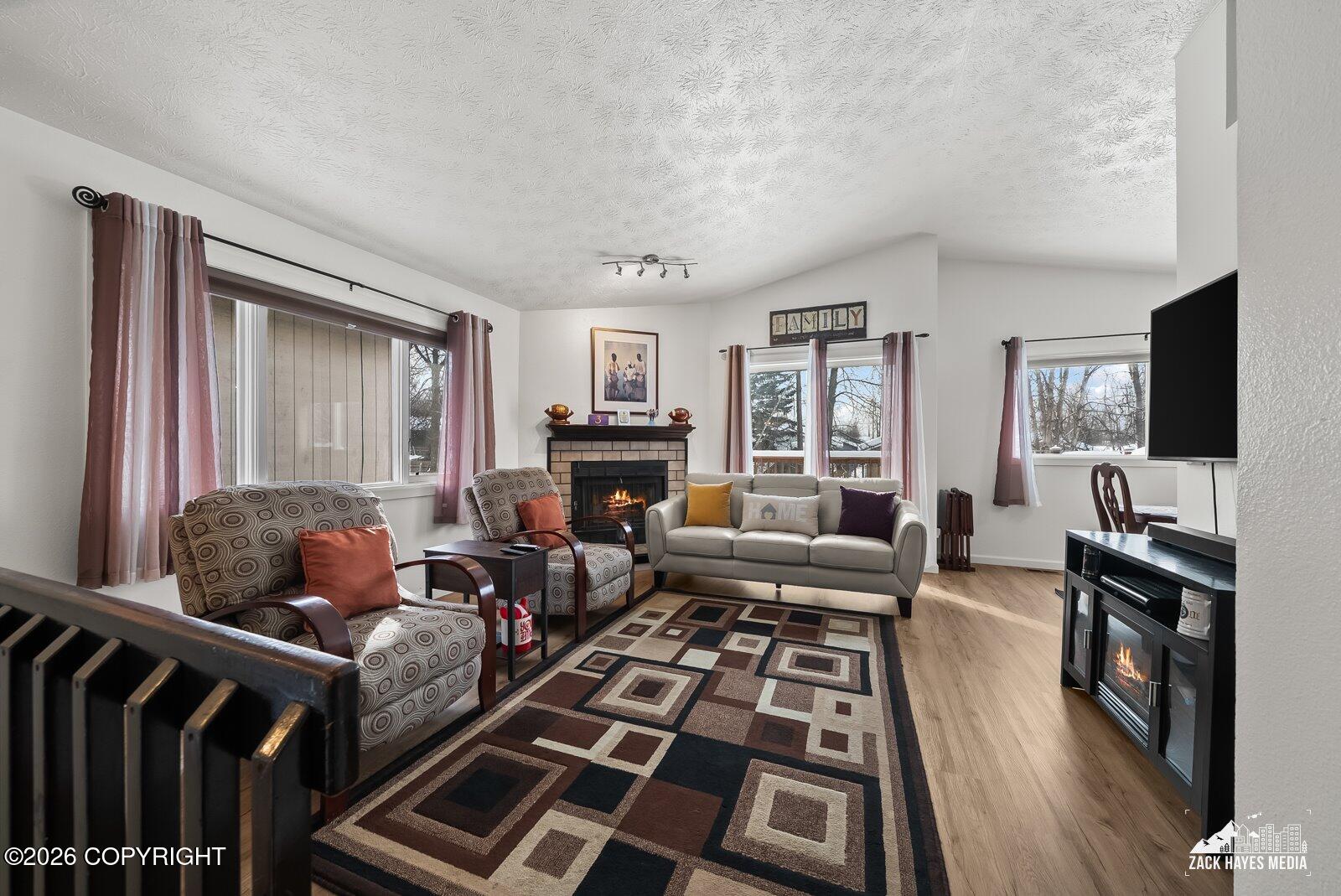 6010 Longoria Circle