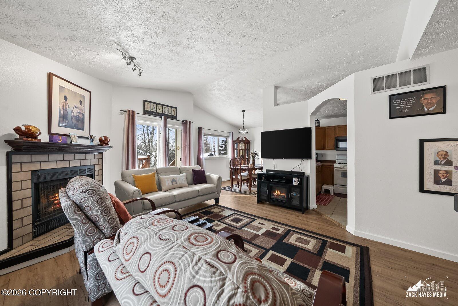 6010 Longoria Circle