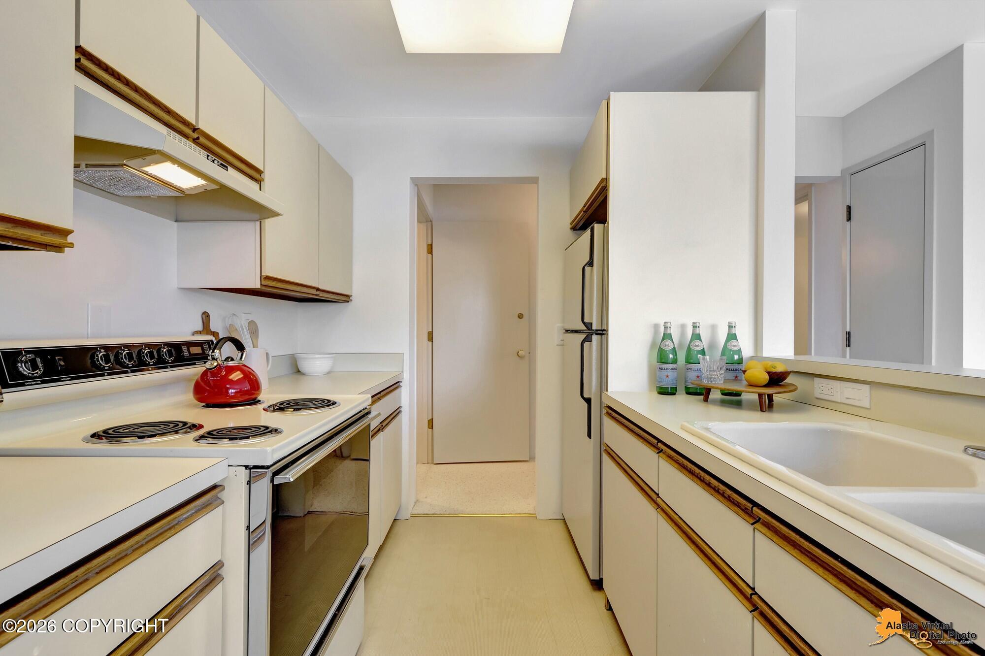 12210 Lilac Circle